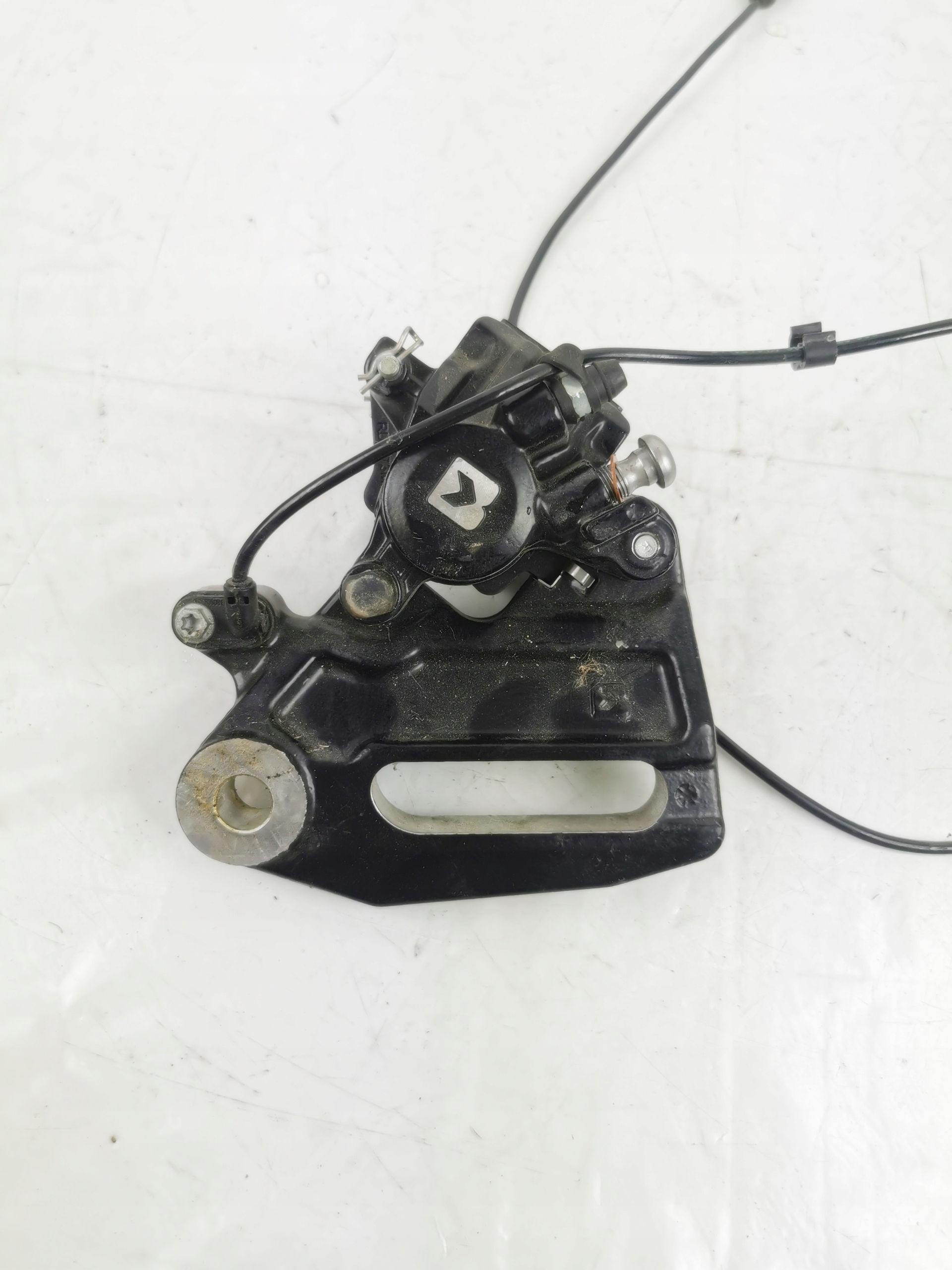 HUSQVARNA 401 SVARTPILEN ТОРМОЗНОЙ СУППОРТ ЗАДНИЙ