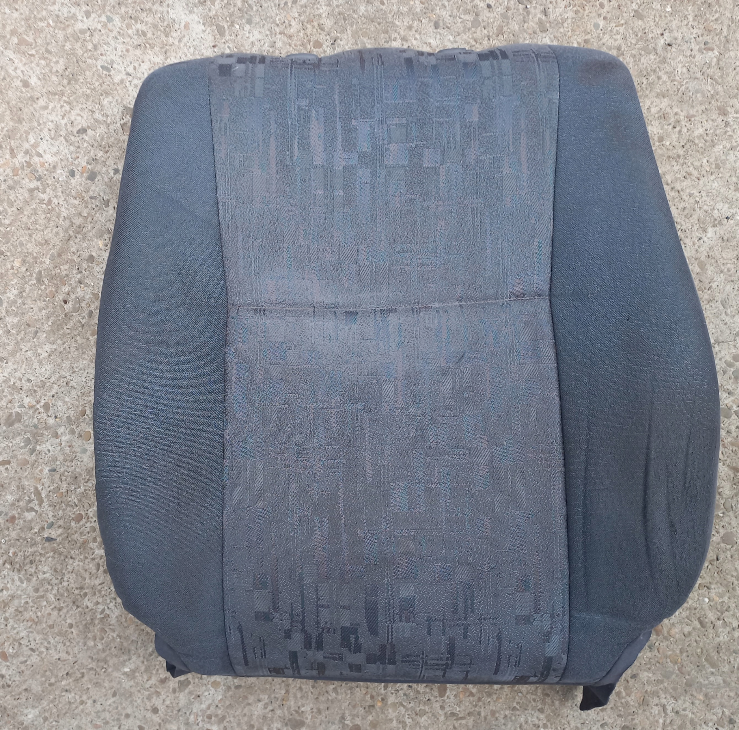 ПРЕВИА II 00- СПИНКА СТУЛ ПЕРЕД ЛЕВЫЙ