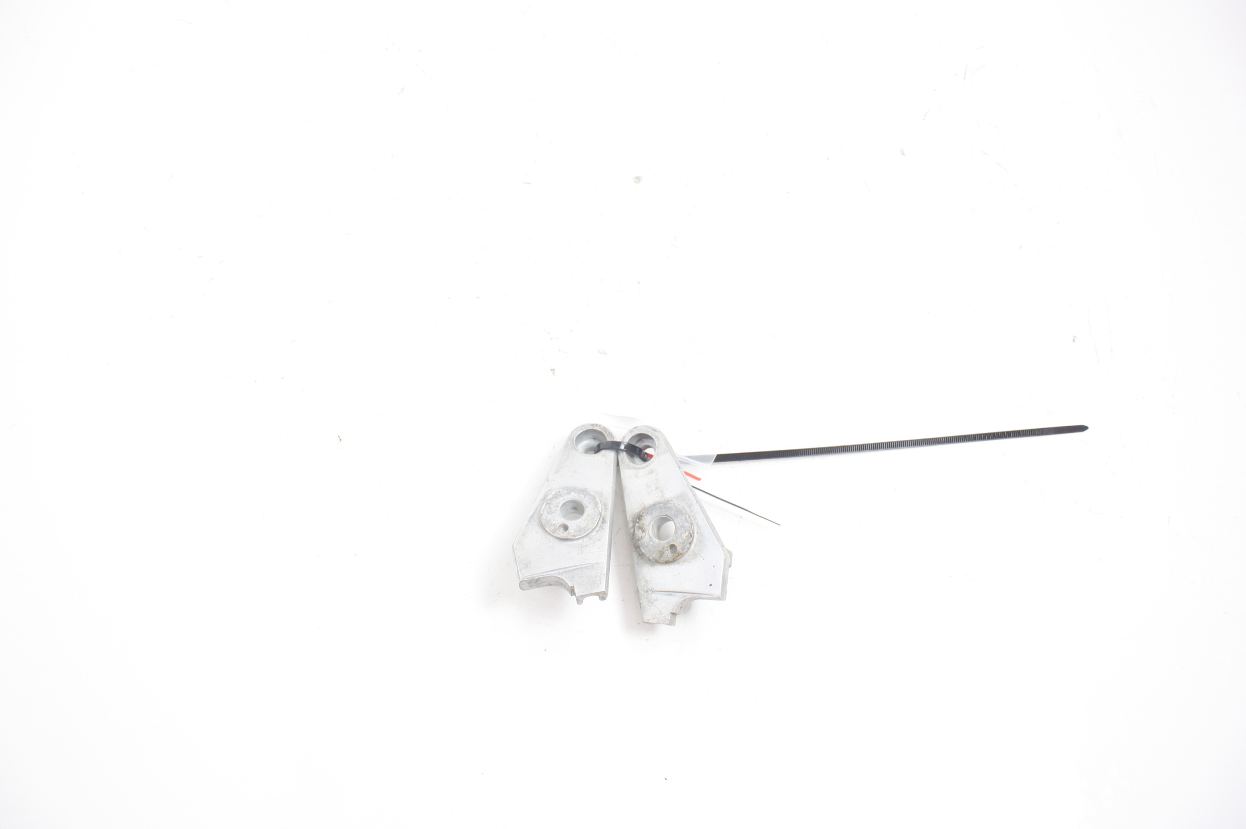 UCHWYT MOCOWANIE REFLEKTORA Honda VT 750 Custom