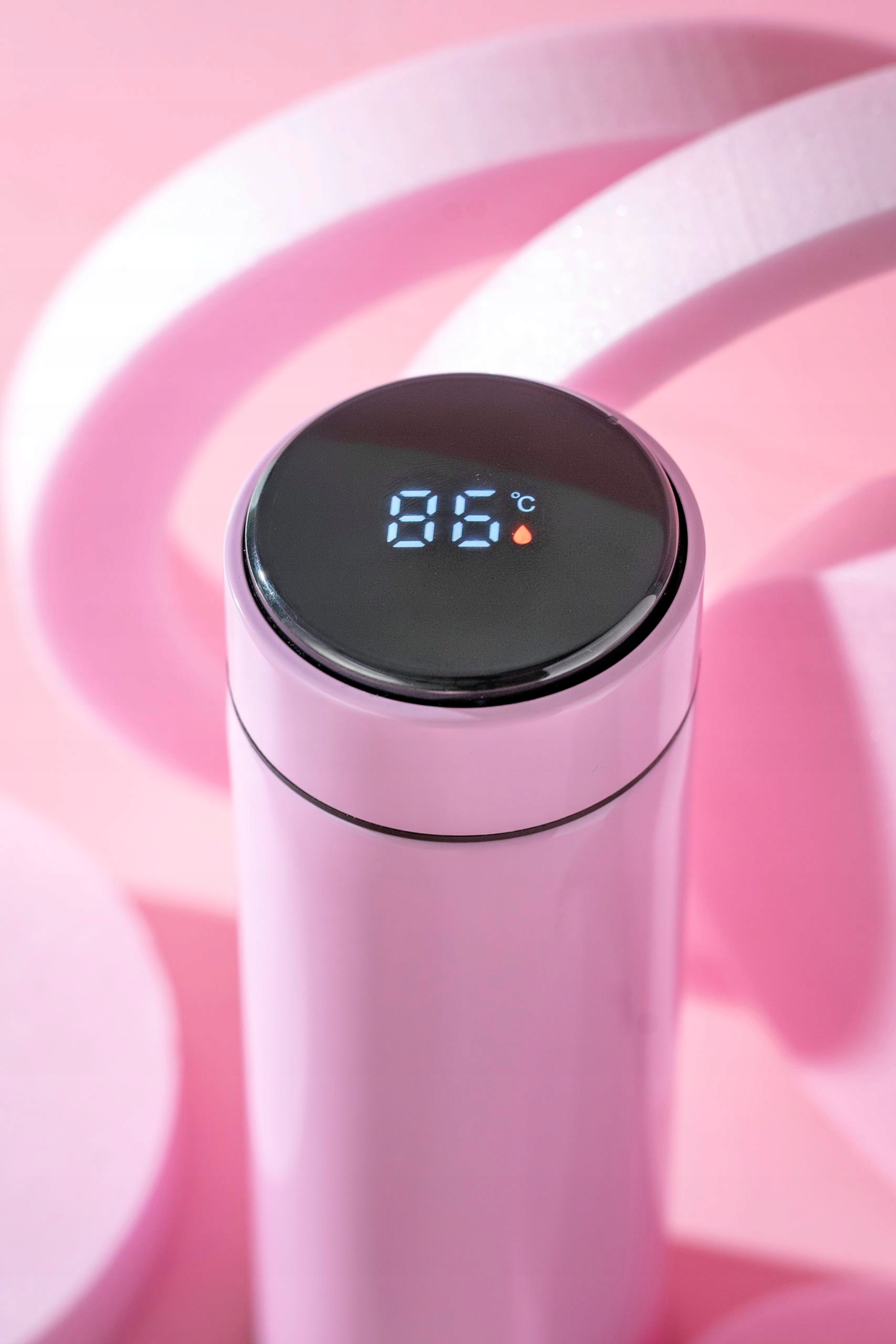 KUBEK TERMICZNY TERMOS 473ml LED Z TEMPERATURĄ NA KAWĘ HERBATĘ DO SAMOCHODU Model Kubek termiczny z temperaturą i separatorem