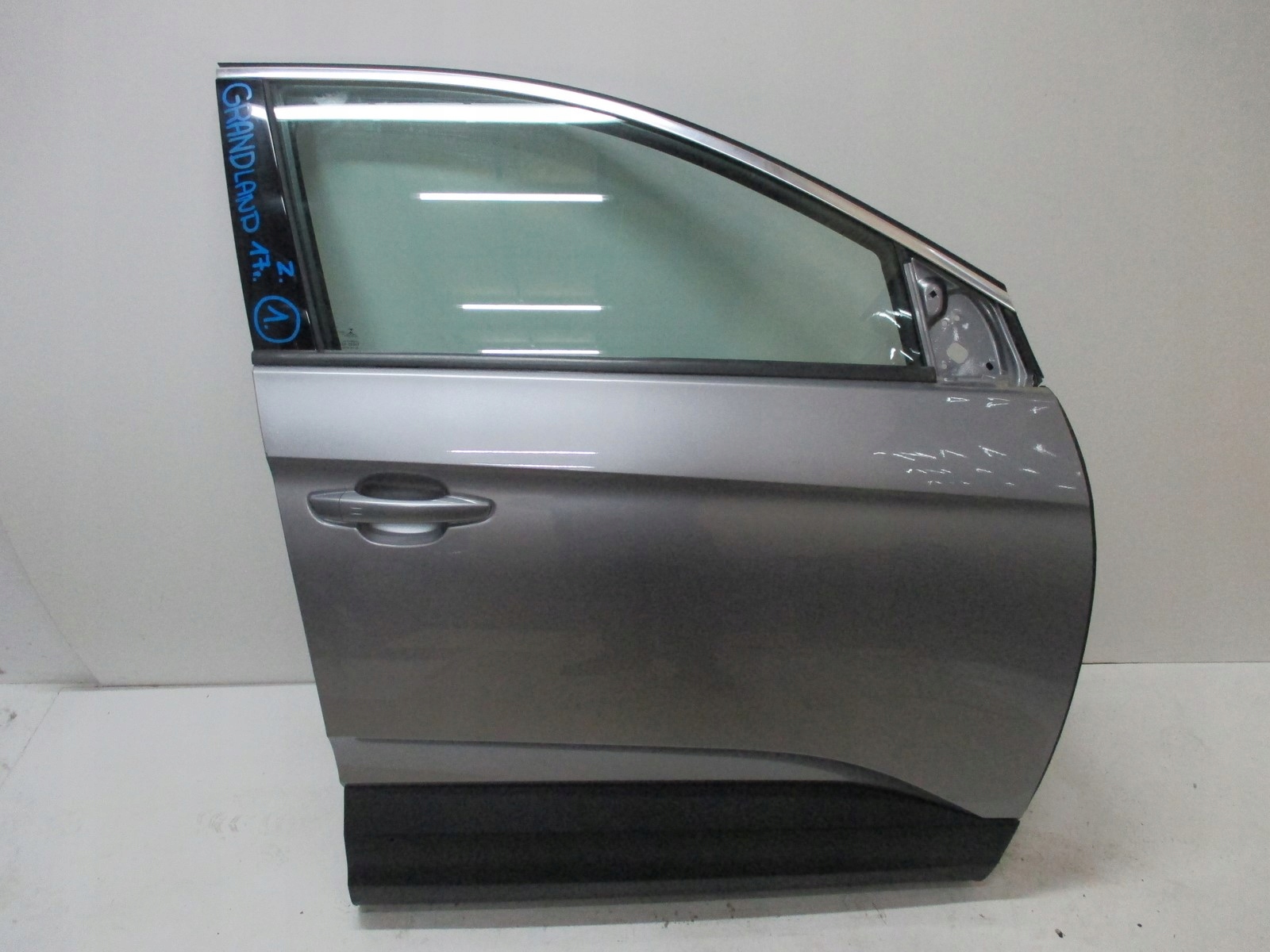 door right front OPEL GRANDLAND X 17R