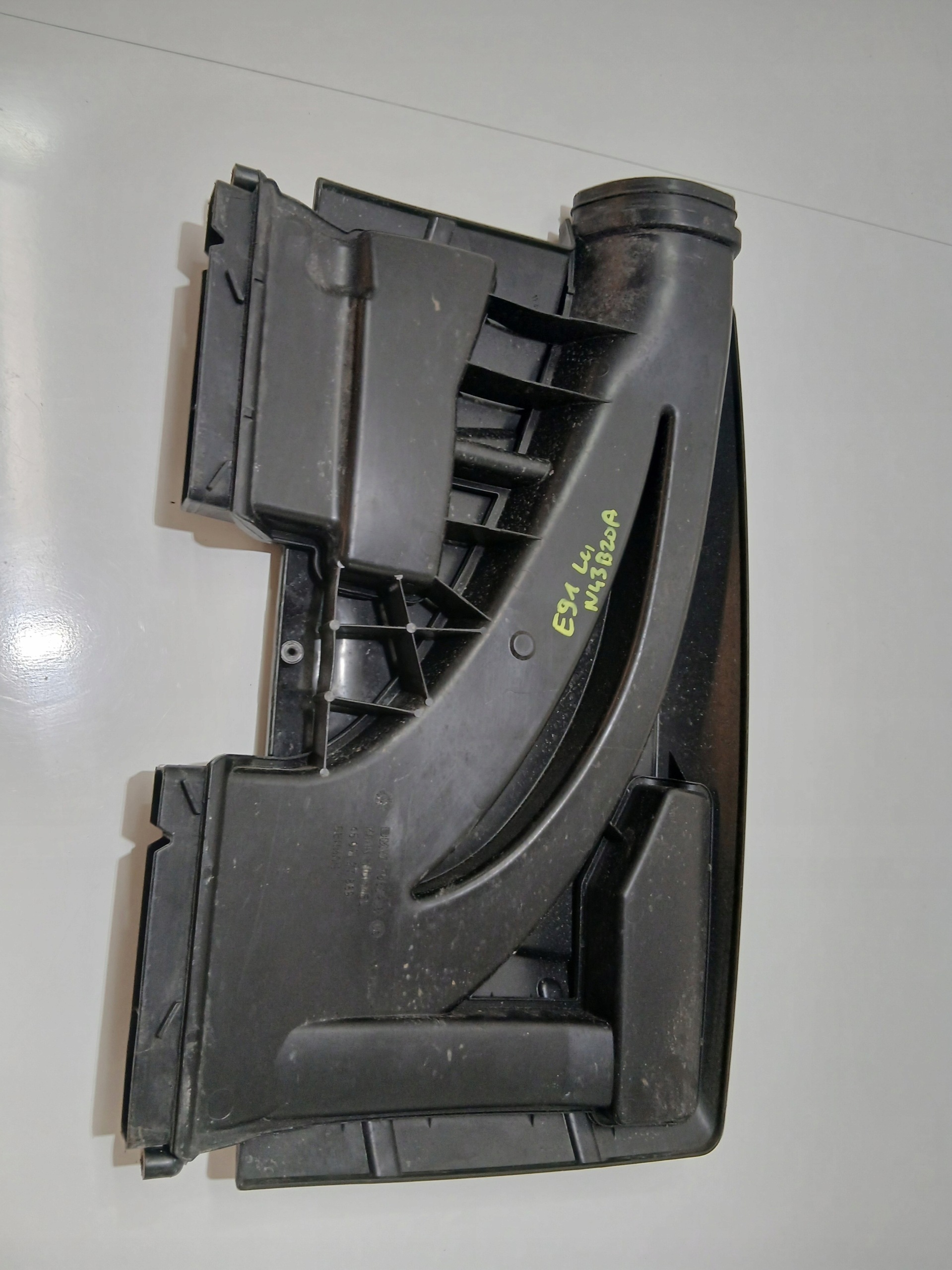drain intake air BMW E90 E91 LCI N43 7560918