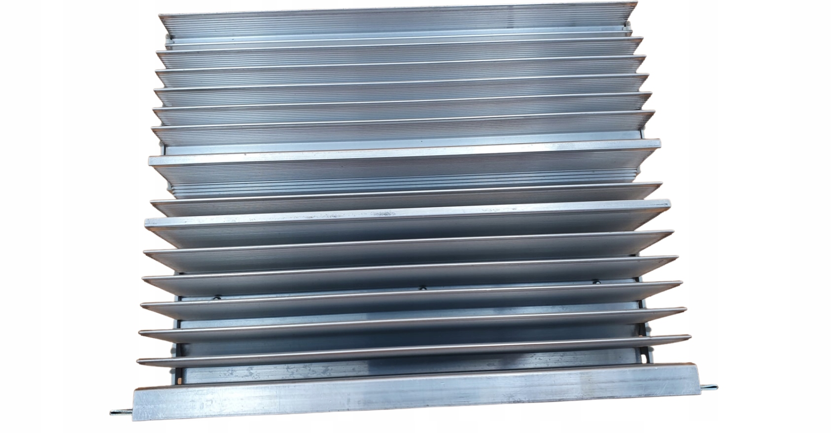 FALOWNIK LENZE 00384005 1,5KW 230V 7.0A Rodzaj jednofazowy