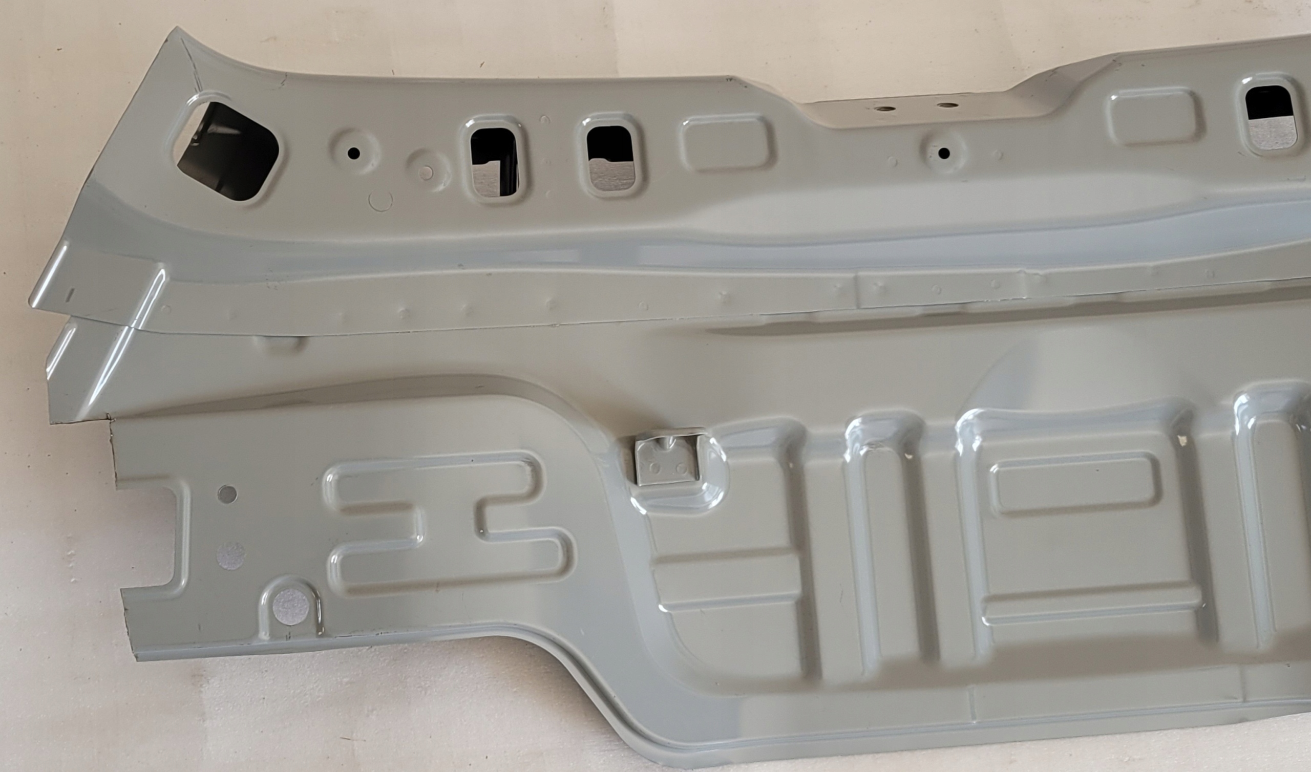 ремень задний панель перегородка Hyundai i10 II 2013- 69100-B9000