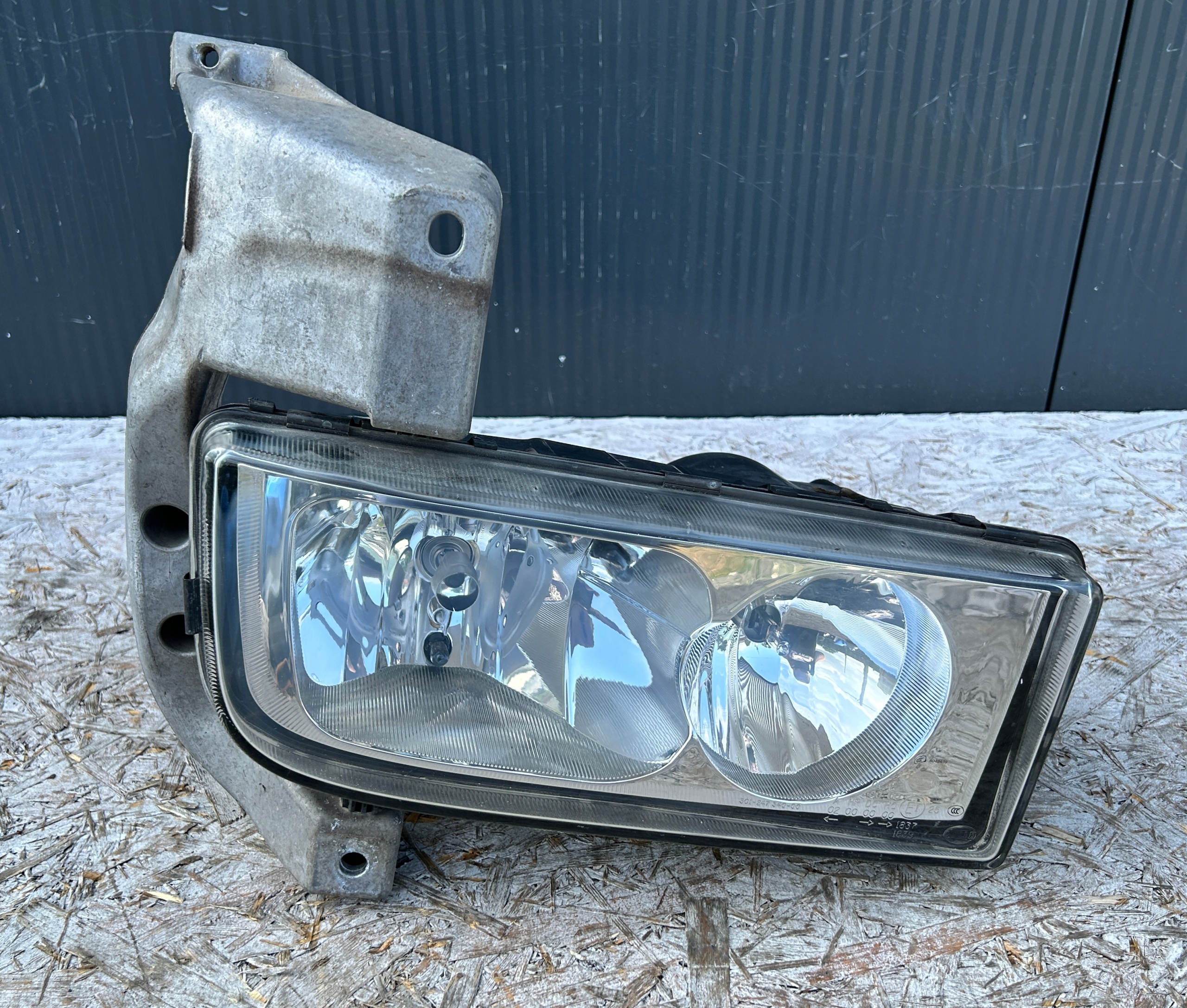 light right front front MERCEDES AXOR A9408201661