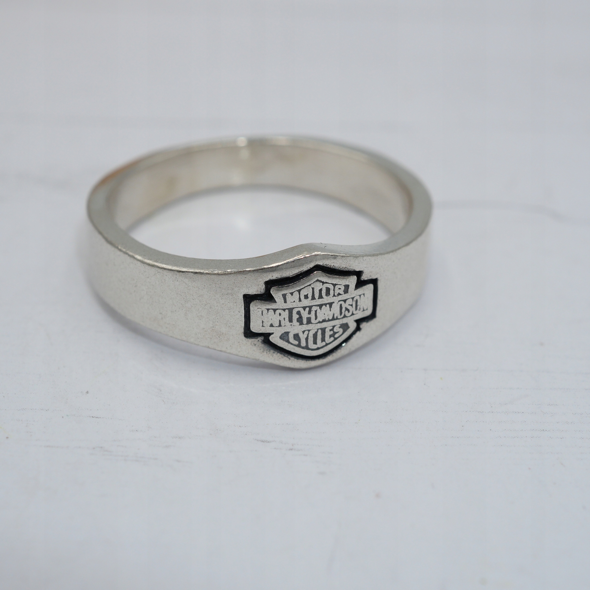 Srebrny męski SYGNET - harley-davidson Materiał srebro