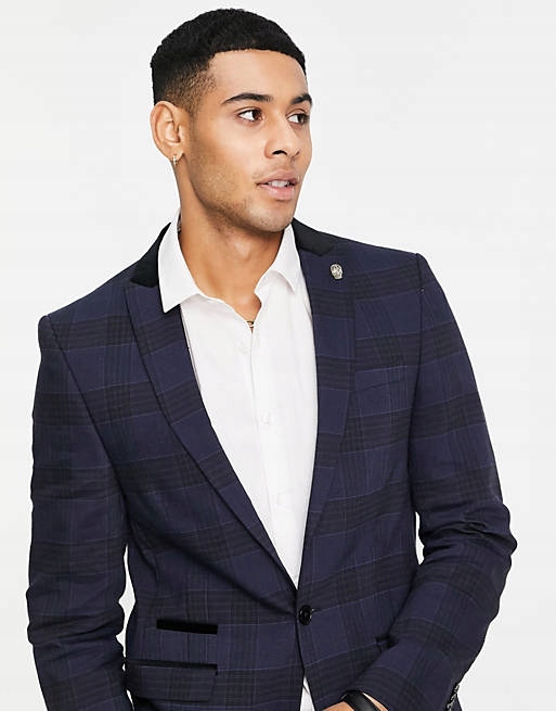 Garnitur Twisted Tailor 42 Fason regular