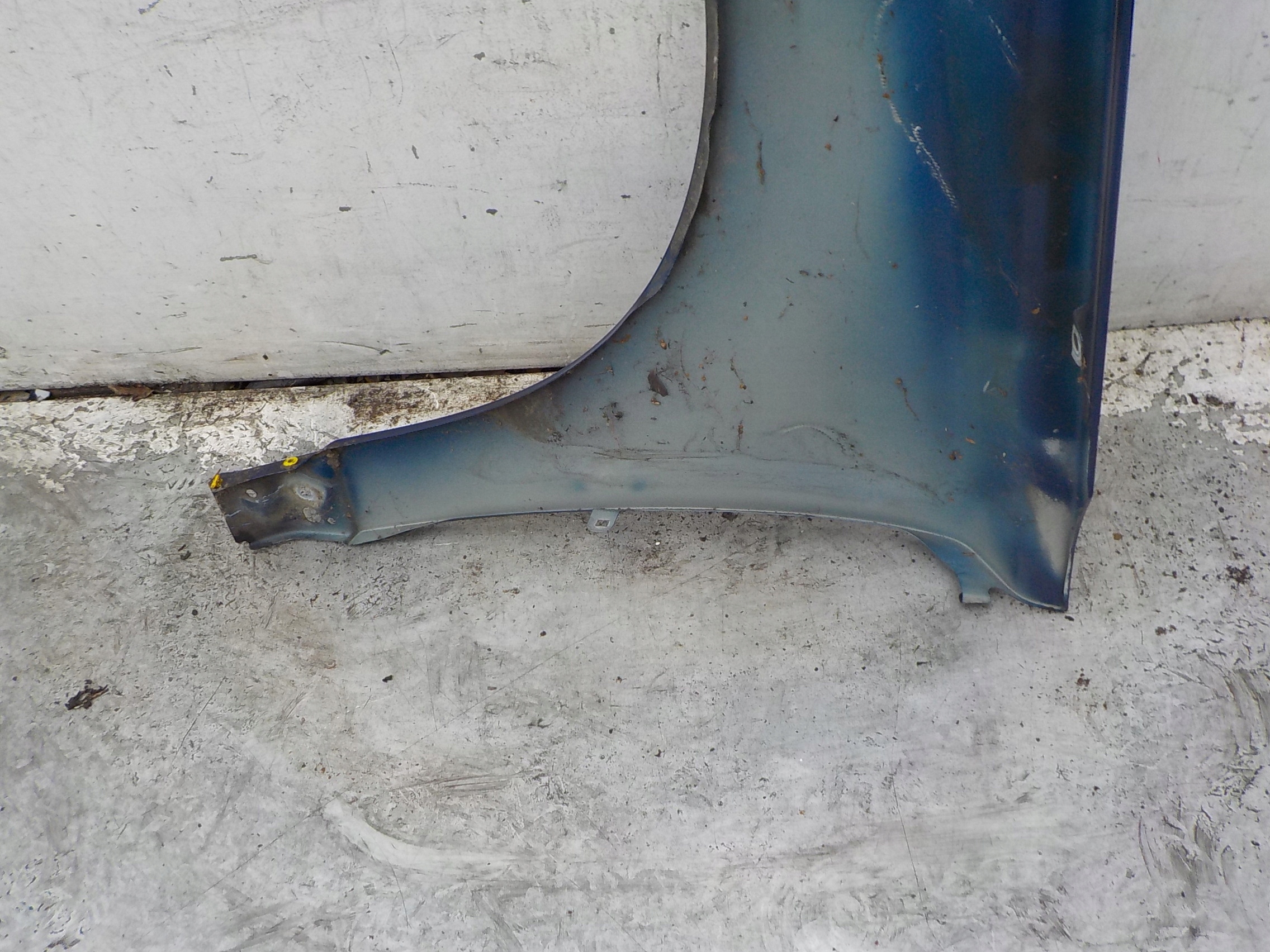 94 VOLVO S40 II V50 fender right front front