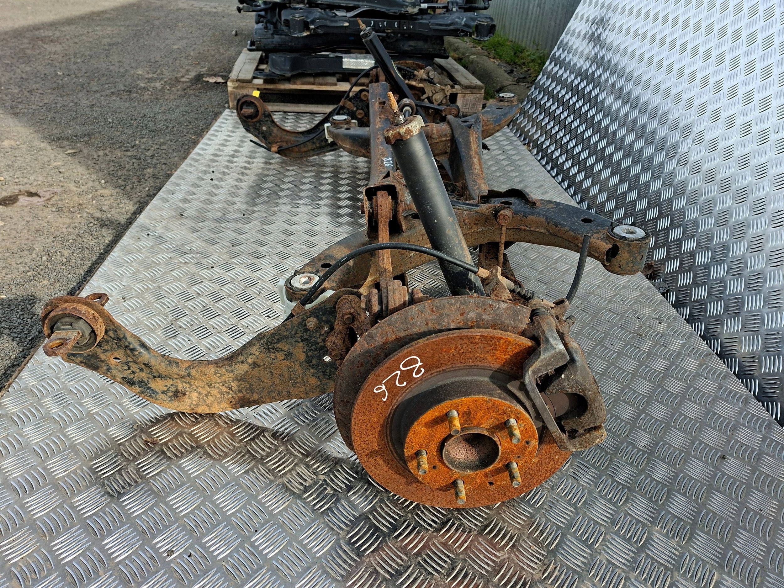 Achsträger heck Achsträger träger achse Querlenker MAZDA 6 GJ 12-18
