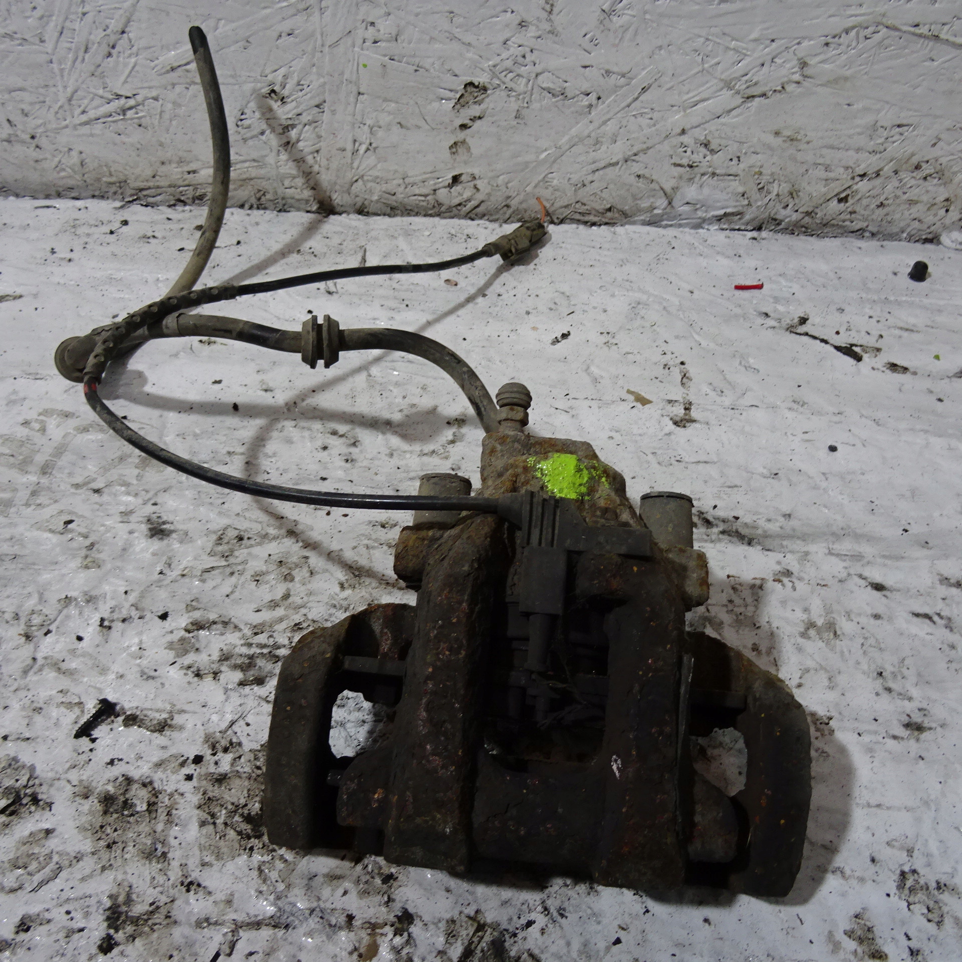 MERCEDES ML W164 3.0CDI caliper brake rear part right