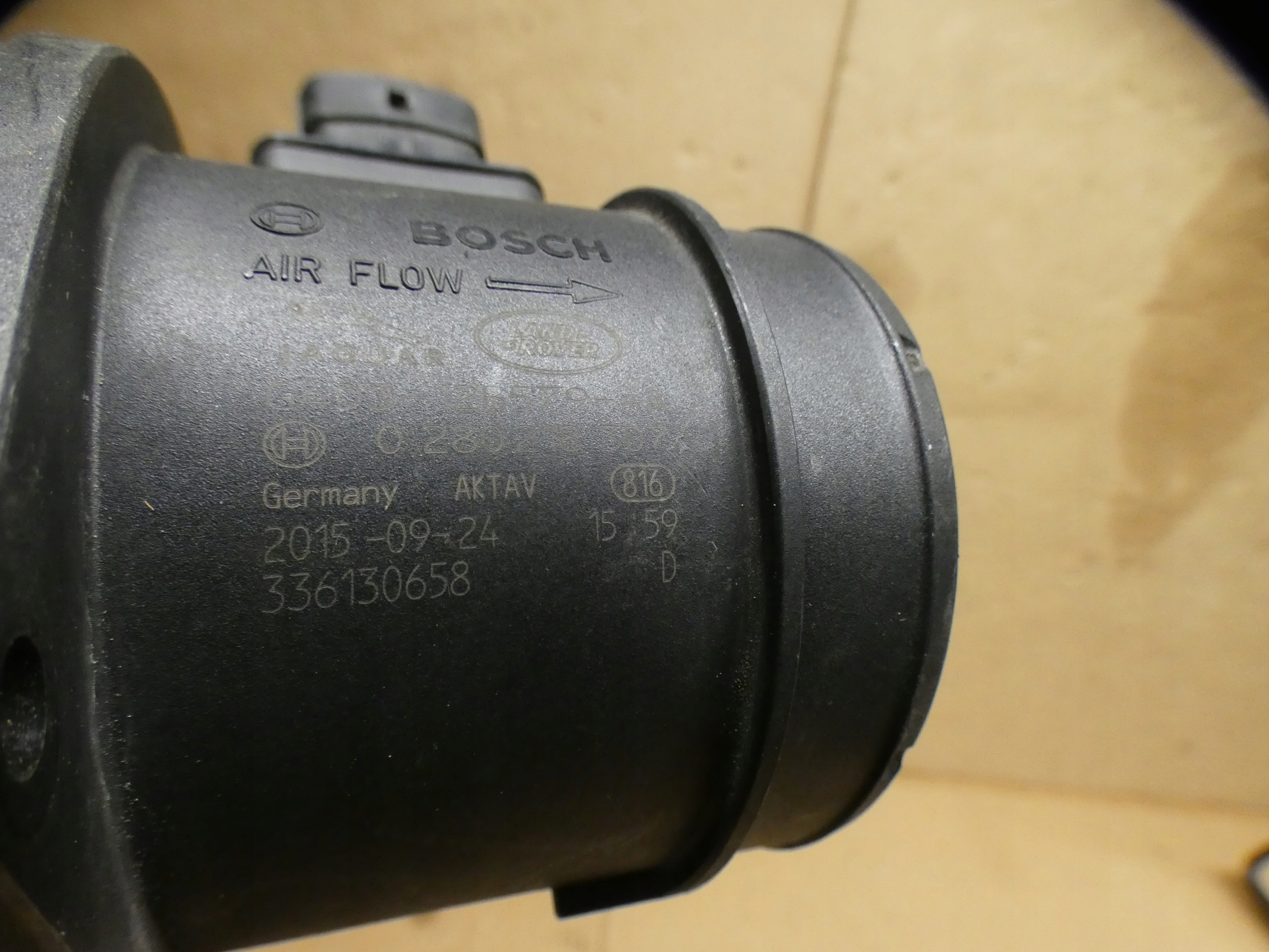 flow meter LAND ROVER RANGE ROVER SPORT F00C2G8024