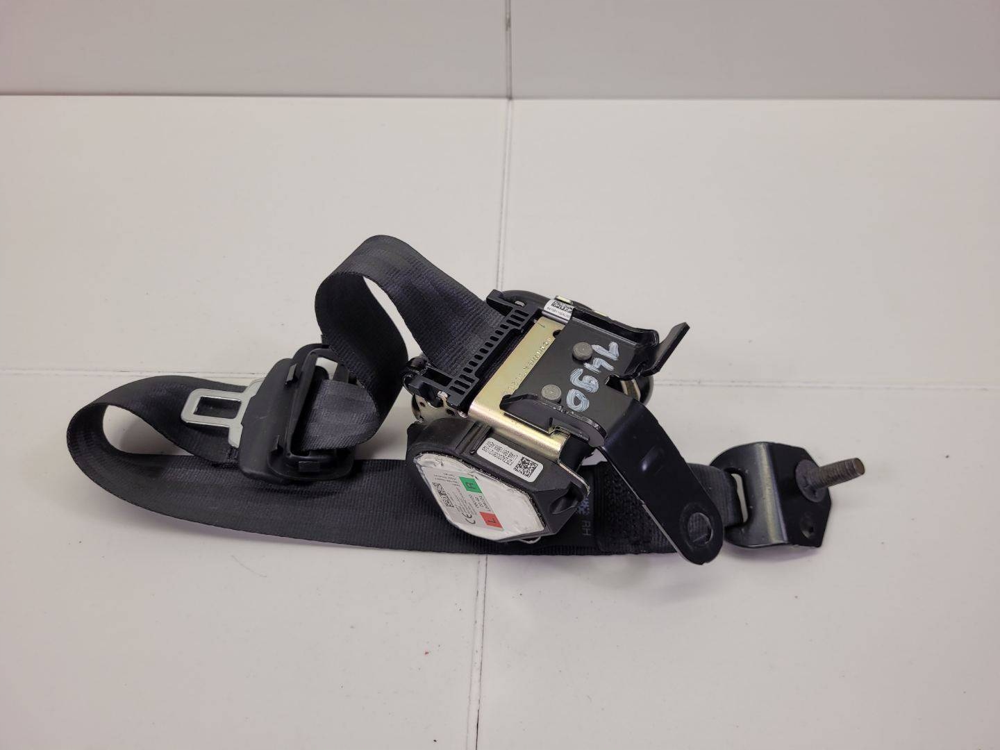 Gurten Sicherheits heck rechts Seite Ford Kuga 3 2020 LV4BS611B68AEW