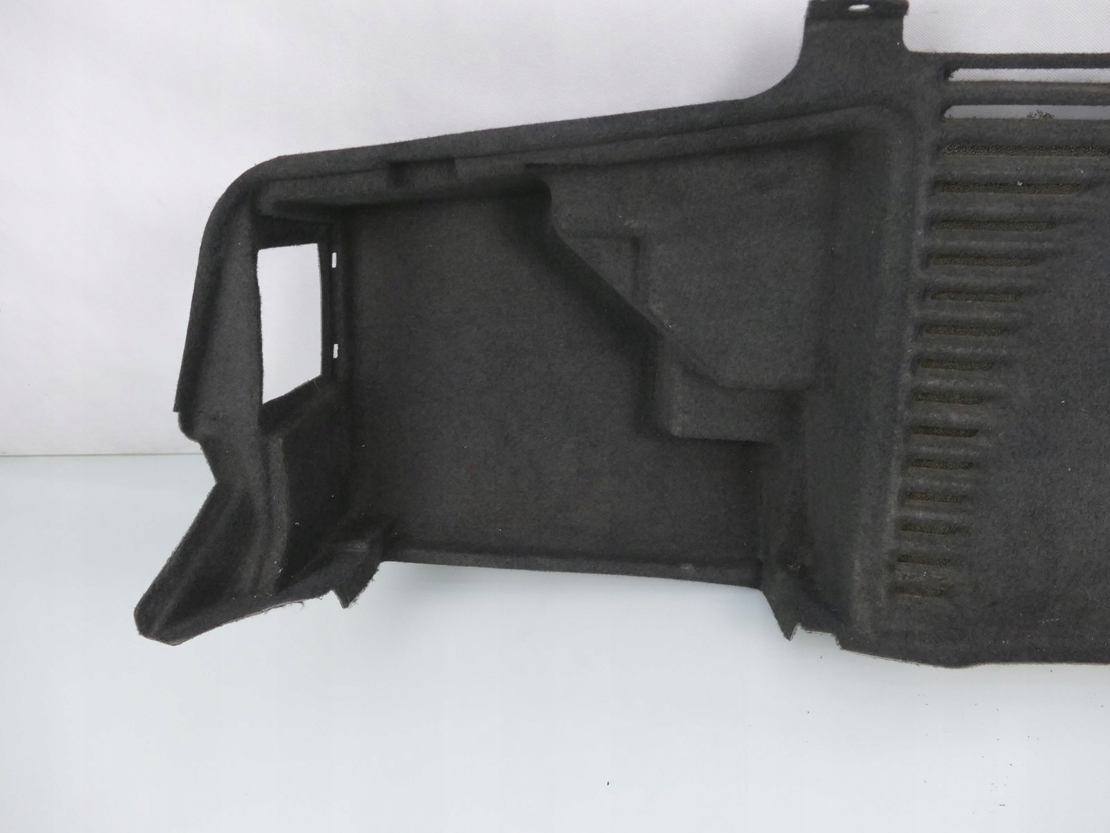 AUDI A8 D2 boot upholstery left upholstery