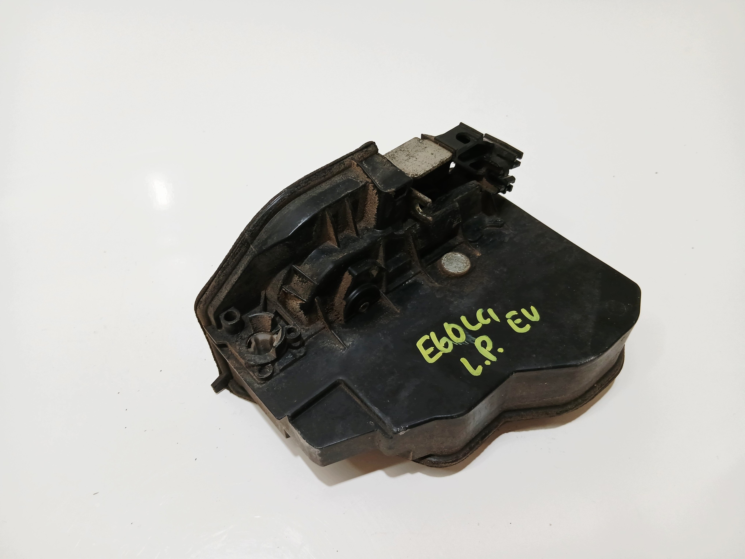 lock door left front BMW E60 E61 OE 7202143 (0000138) 7PIN EUROPA