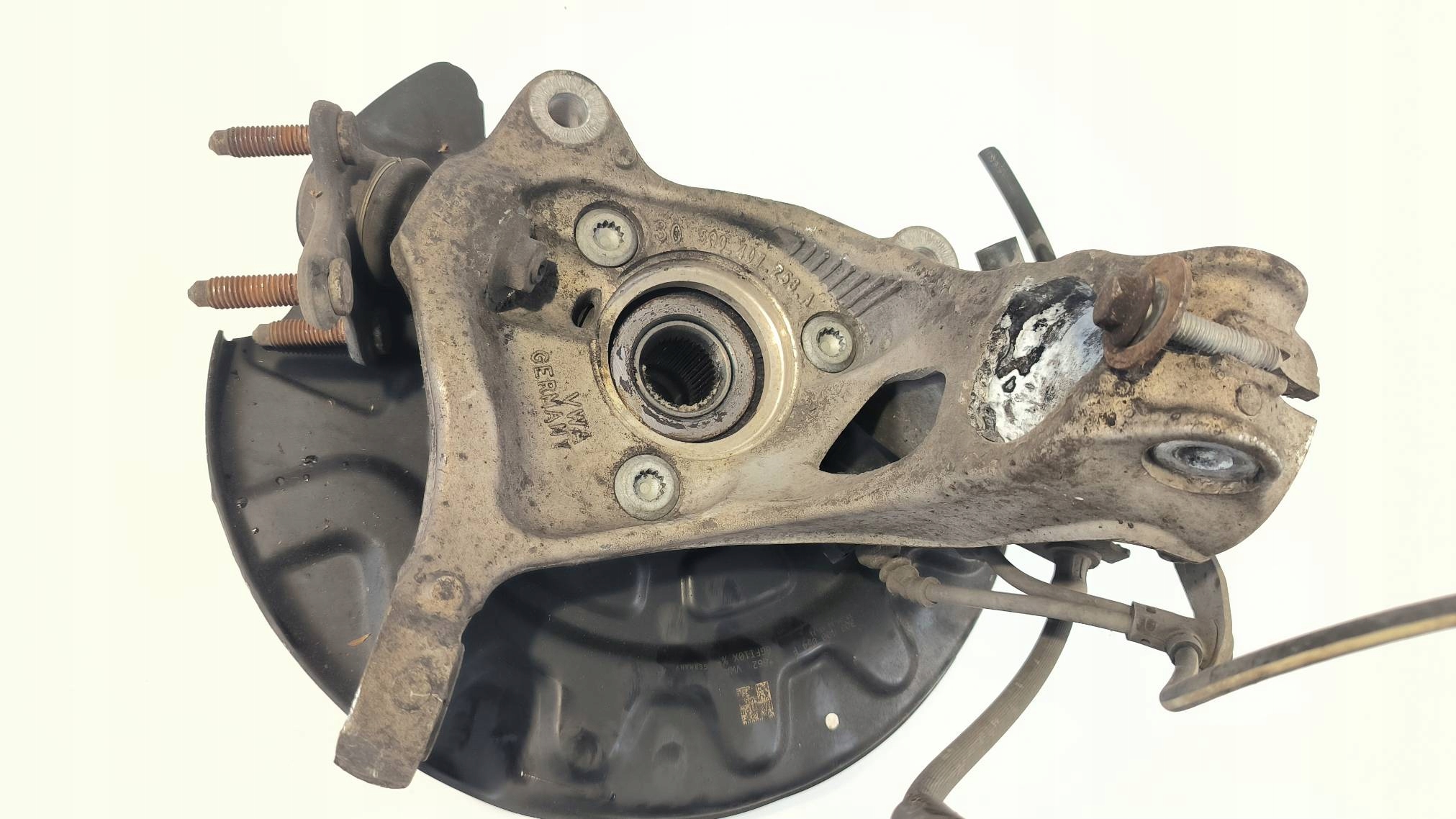 otoč pravá předek 1.8 VOLKSWAGEN PASSAT B8