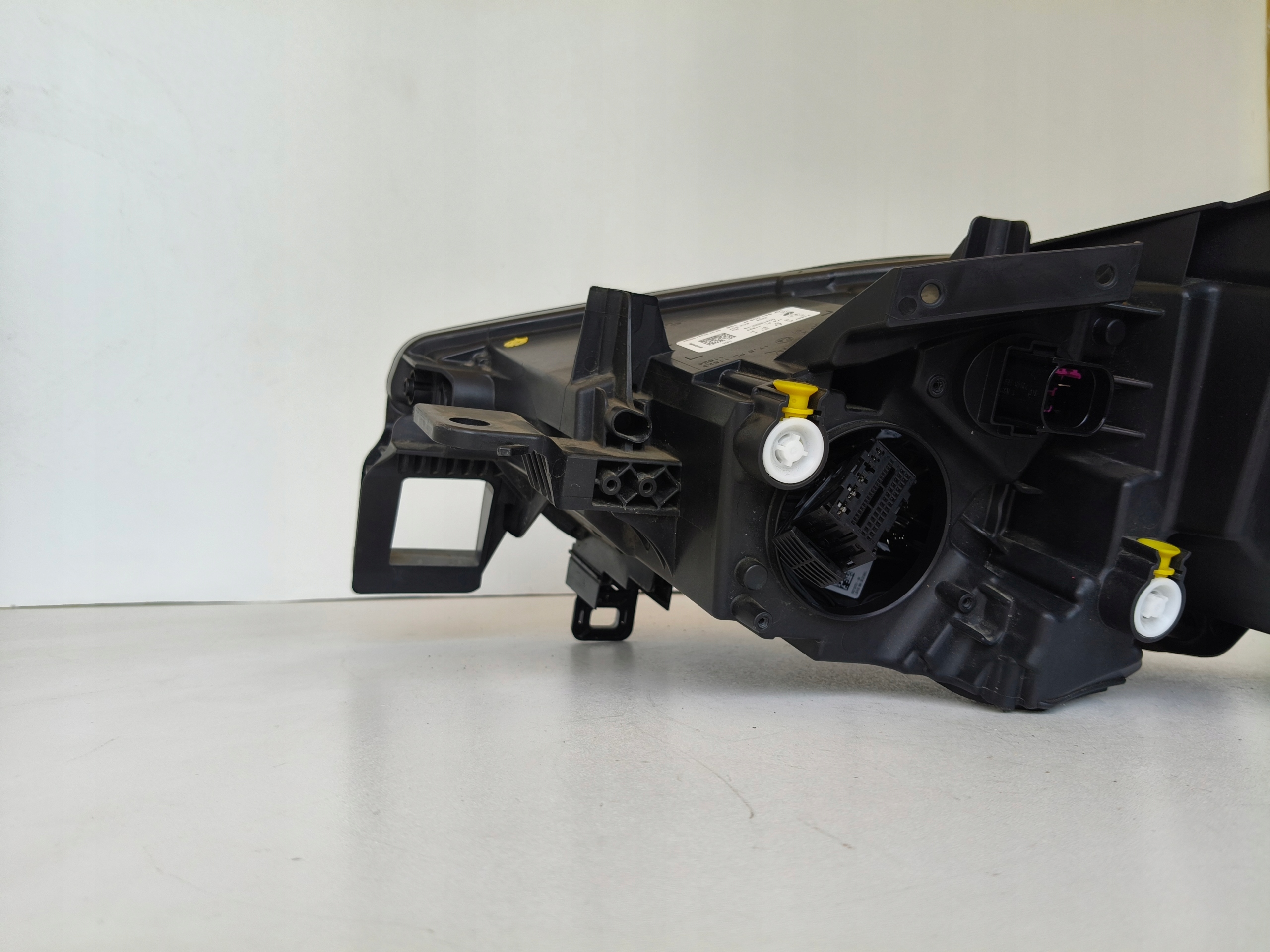 light right REFLEKTOR SEAT CUPRA BORN 10E 21- FULL LED