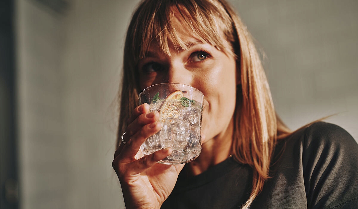 Saturator SODASTREAM Duo Czarny + 2 butelki Kod producenta 201094