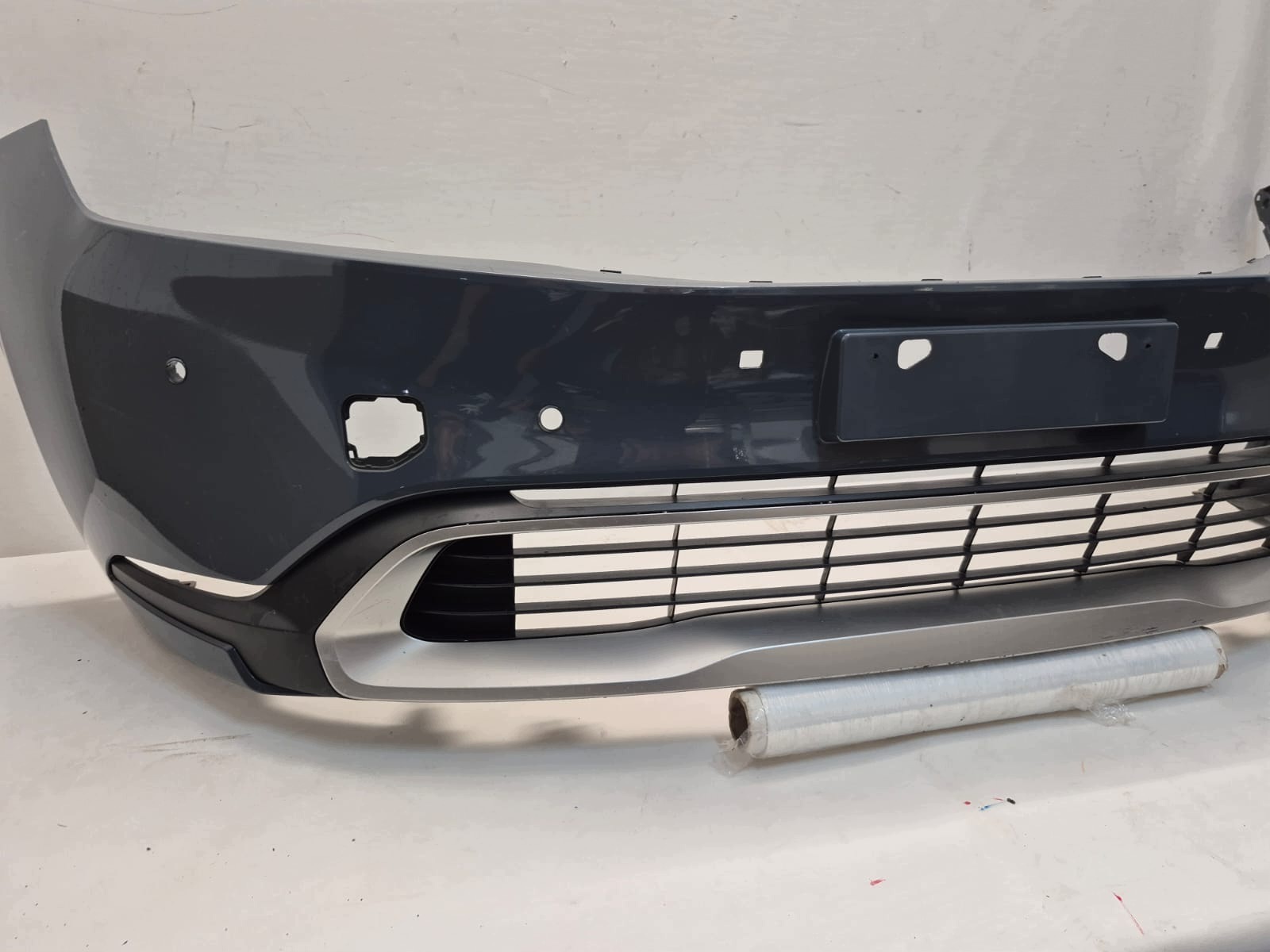 TOYOTA PRIUS V 5 23- bumper front front grid PDC 52119-47B70
