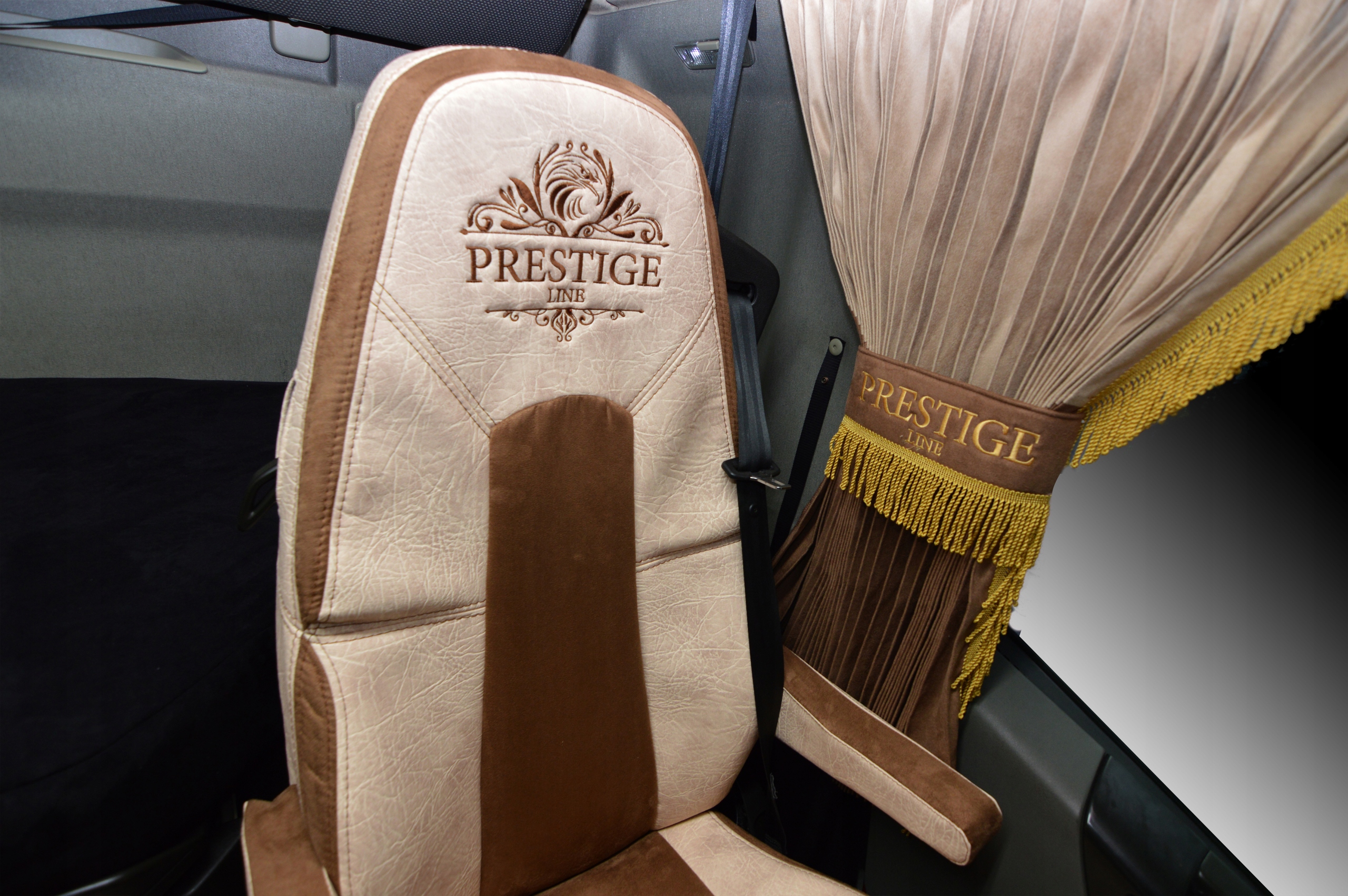 Pokrowce na fotele PRESTIGE LINE VOLVO FH4 OD 2013 Producent inny