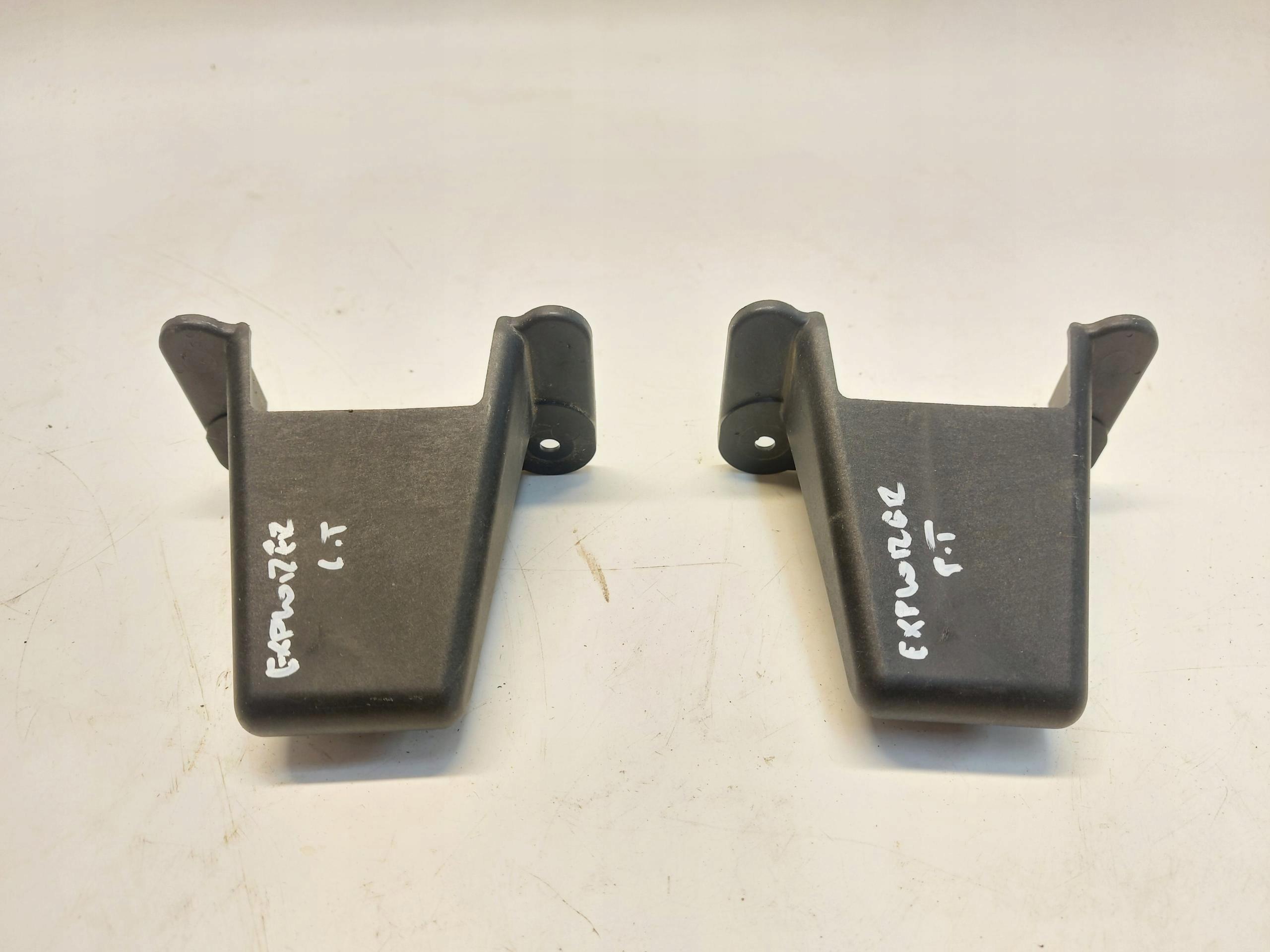 Ford Explorer VII R2KB support bonnet boot R2KB-S404B04-AC