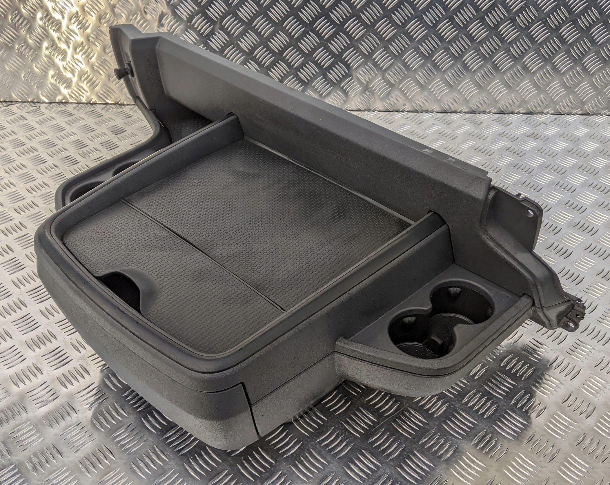 KONSOLA PÓŁKA KOKPITU SCANIA R Typ samochodu Samochody ciężarowe