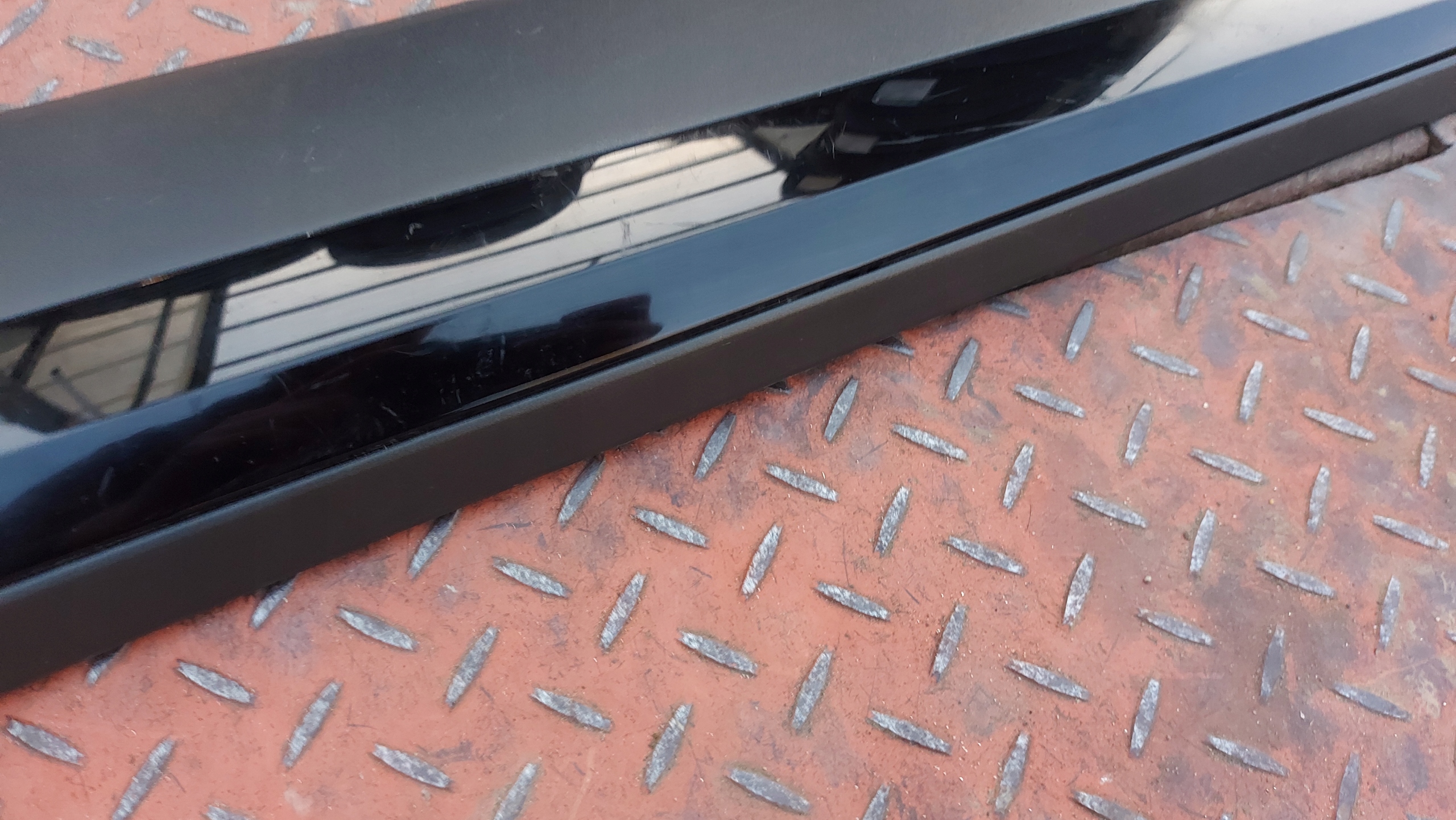 moulding door left front TOYOTA CHR C-HR 16