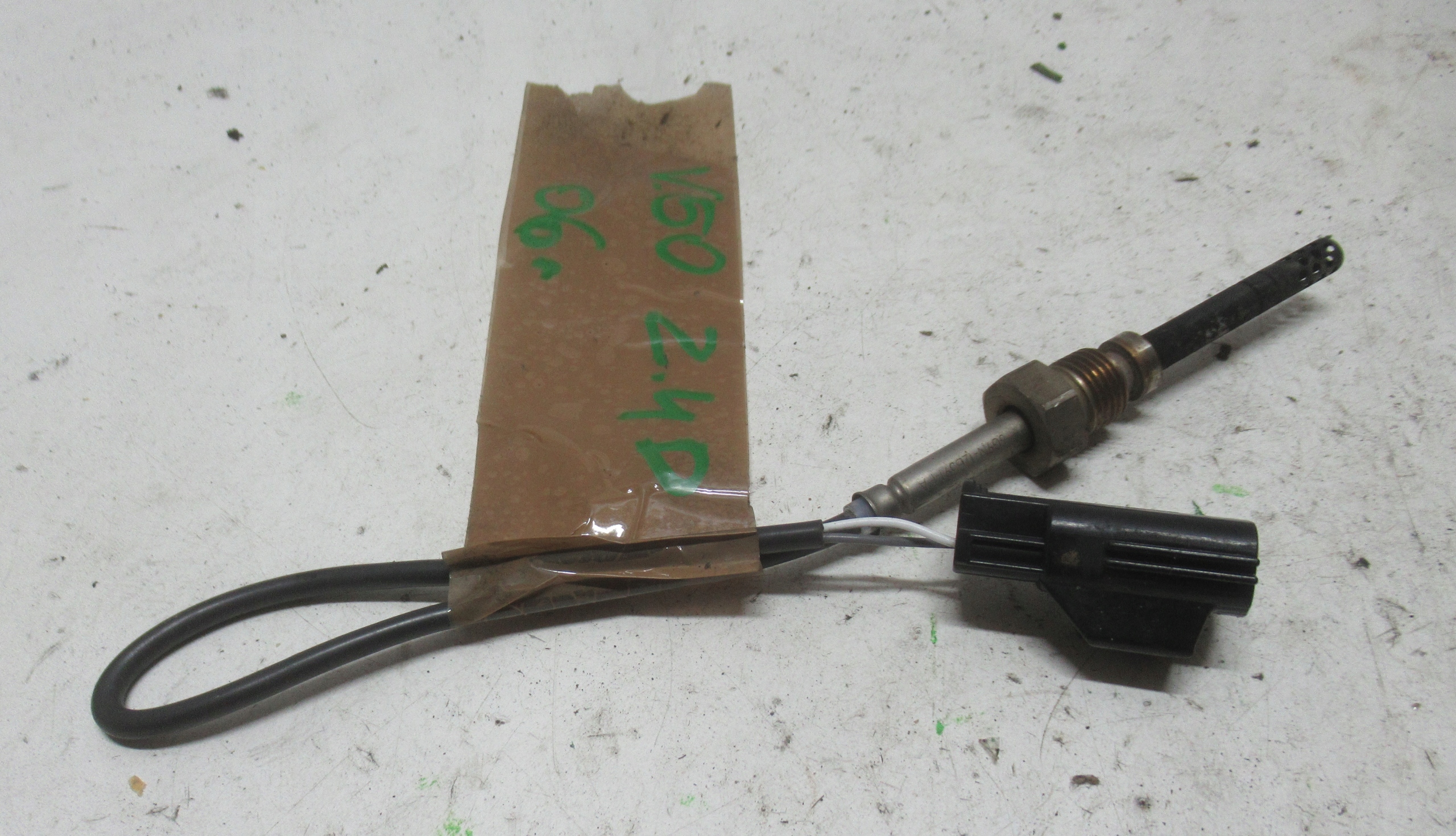 VOLVO V50 2.4 D 06R Sensor TEMPERATURY Gase 30713739A