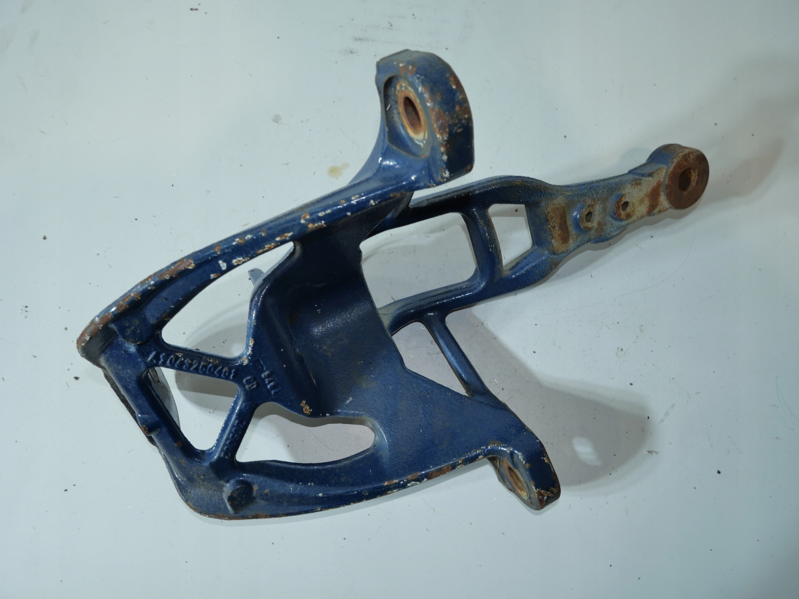 SPRINTER 906 holder bracket RESORA A9063250401