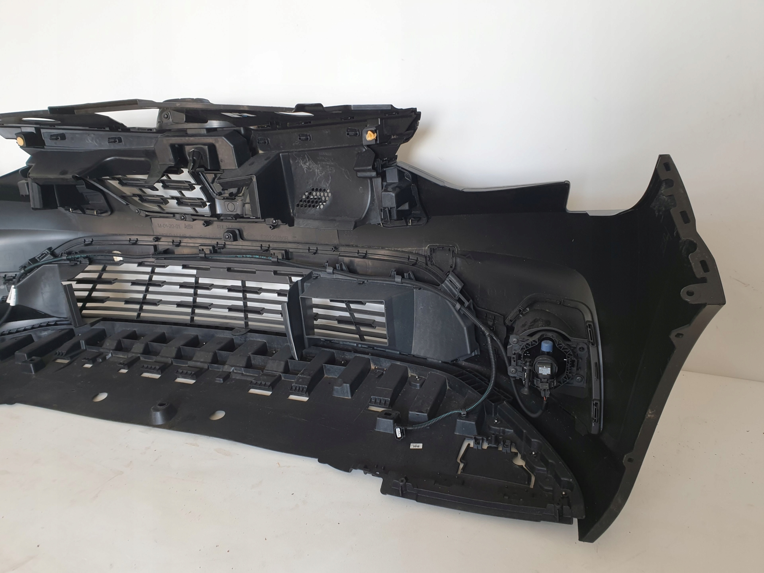 RENAULT TALIANT 21-> bumper front front grill cover 620229186R