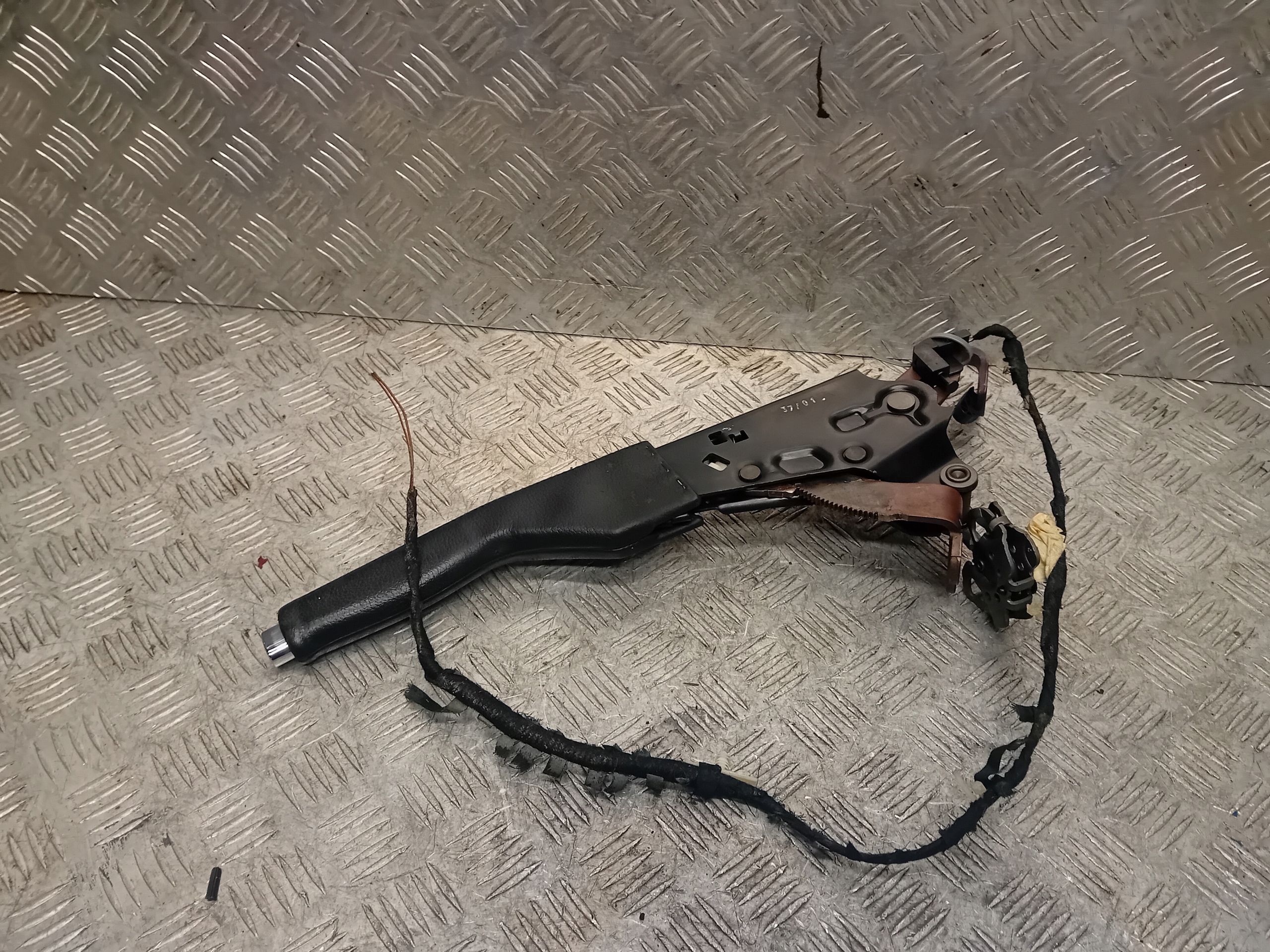 PASSAT B5 FL LIFT 1.9TDI RĘCZNY DŹWIGNIA RĘCZNEGO