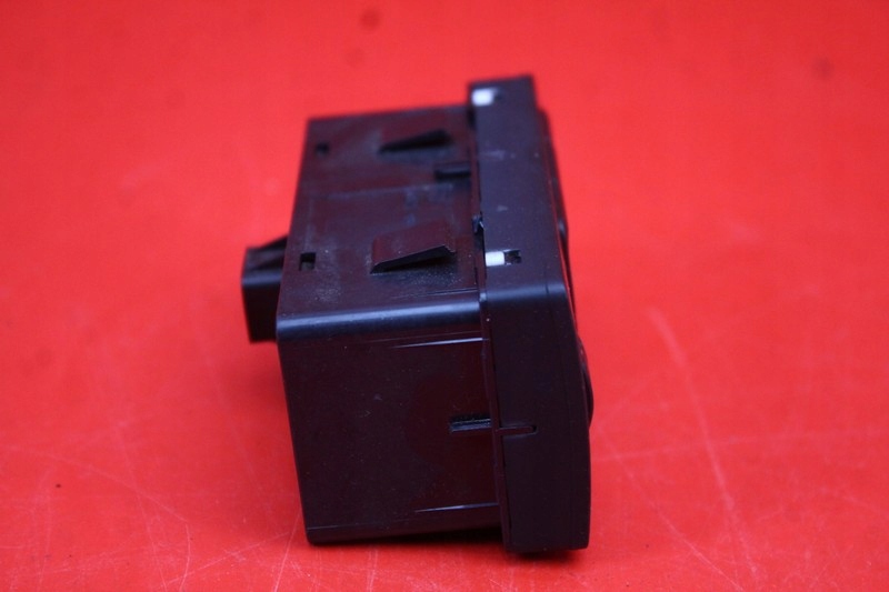 control panel GKL1-66-170A MAZDA 3 3 III BM 13-16