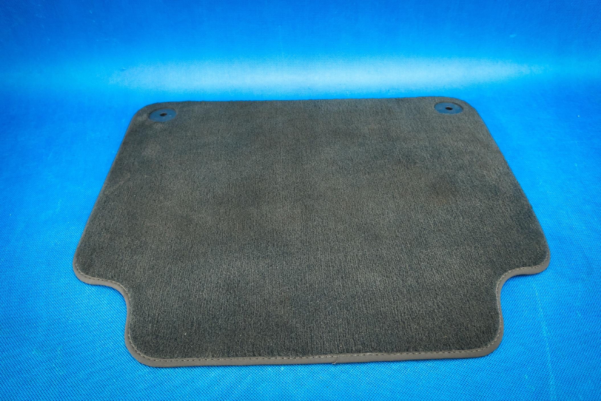 mat left rear part Audi A8 S8 4N 4N0863731B