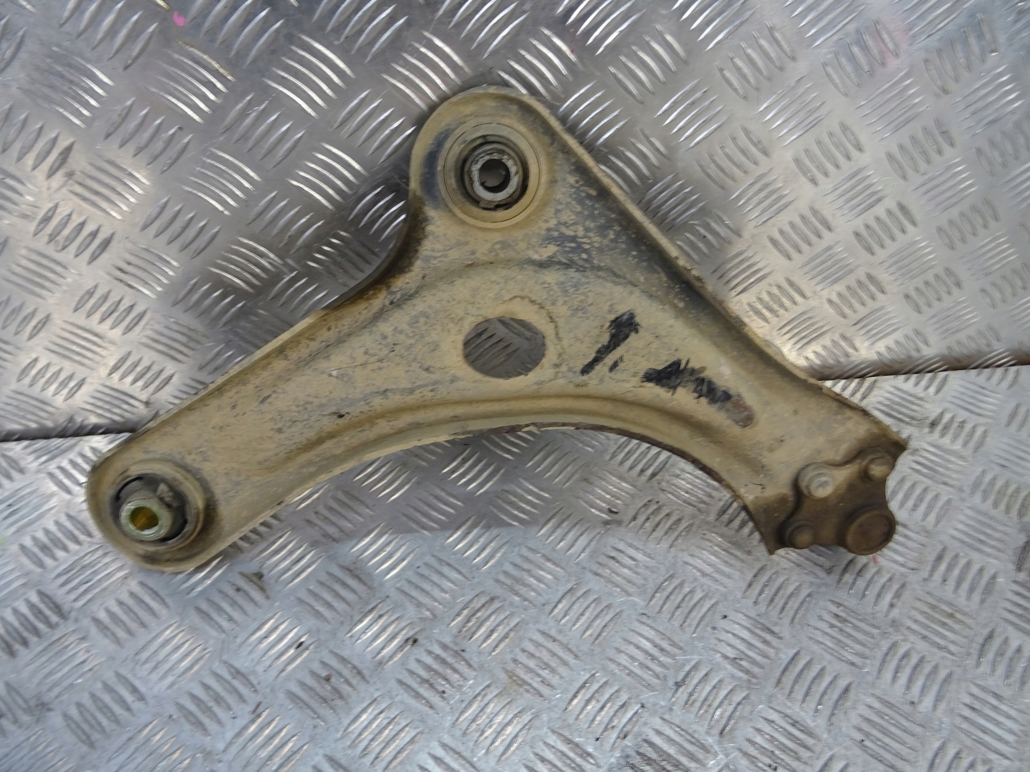 PEUGEOT 2008 Querlenker links vorne