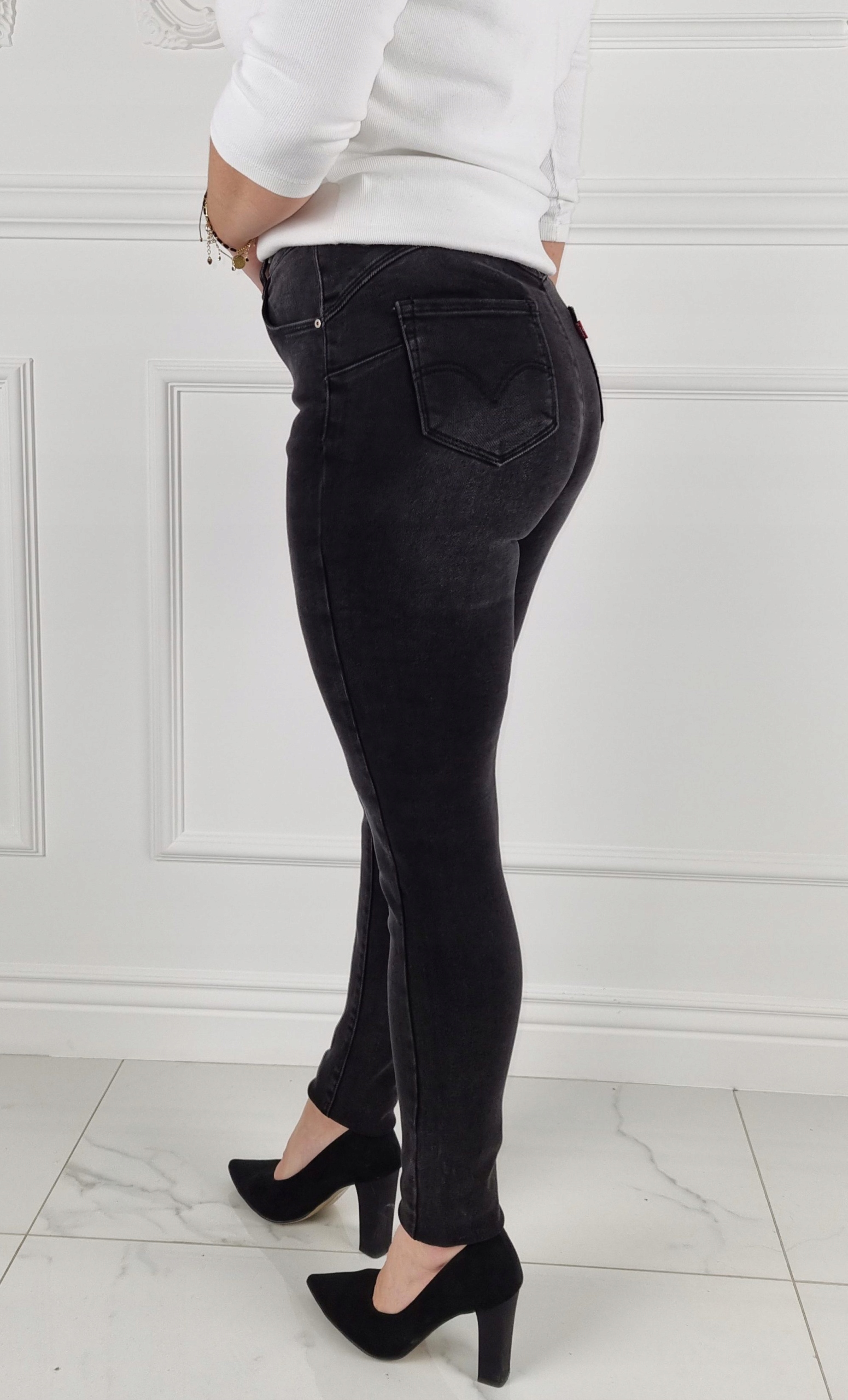 # M. SARA - DAMSKIE SPODNIE MODELUJĄCE DOPASOWANE - Plus - Size / Black # Rozmiar 38