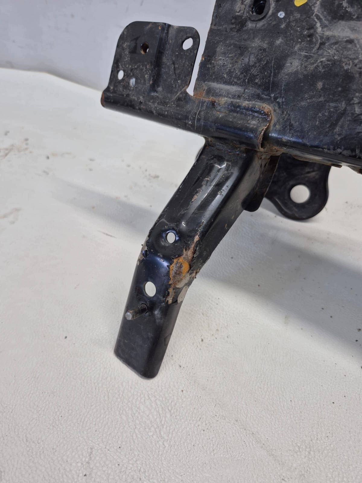 HYUNDIA TUCSON III 15- sider front front below bumper