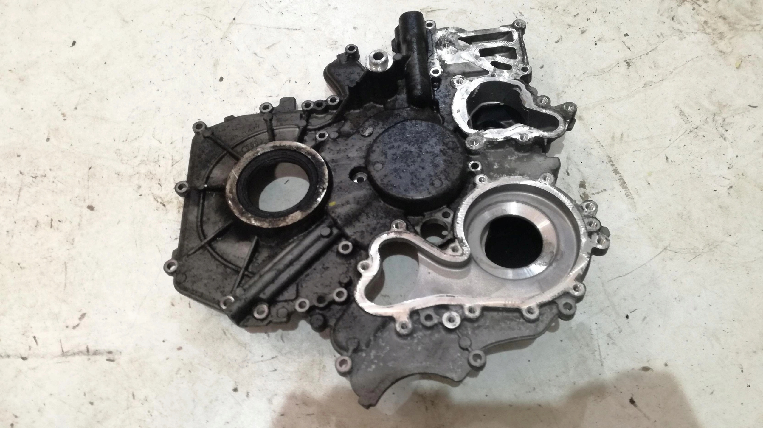 AUDI 3.0 TDI OSŁONA OBUDOWA ROZRZĄDU 059103151BQ