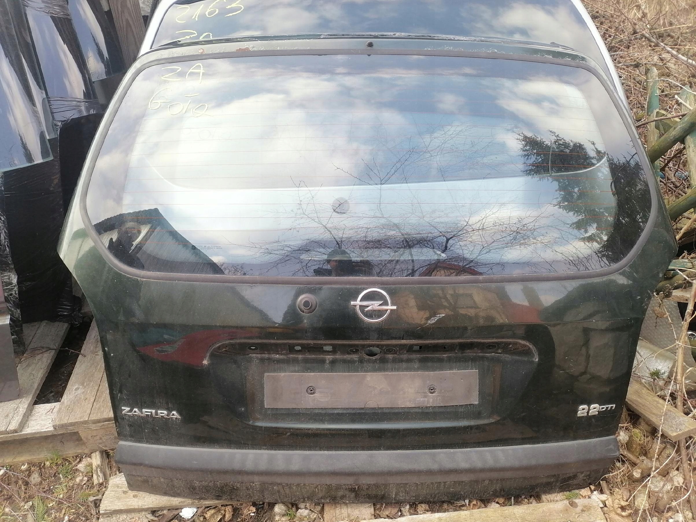 Z359 trunk door ZAFIRA A unprotected Z window