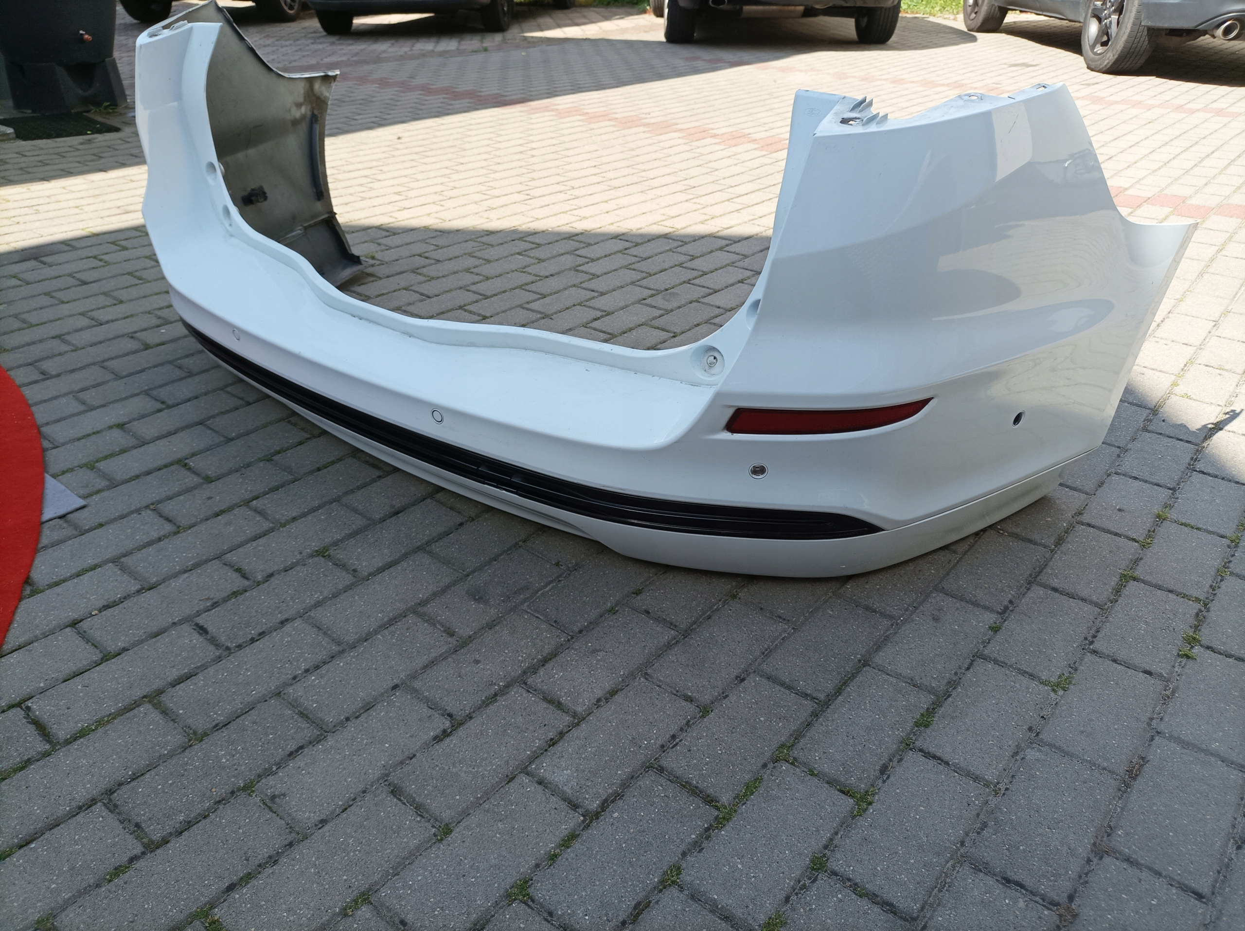 БАМПЕР ЗАД. FORD MONDEO Mk5 УНІВЕРСАЛ ТИТАН BE