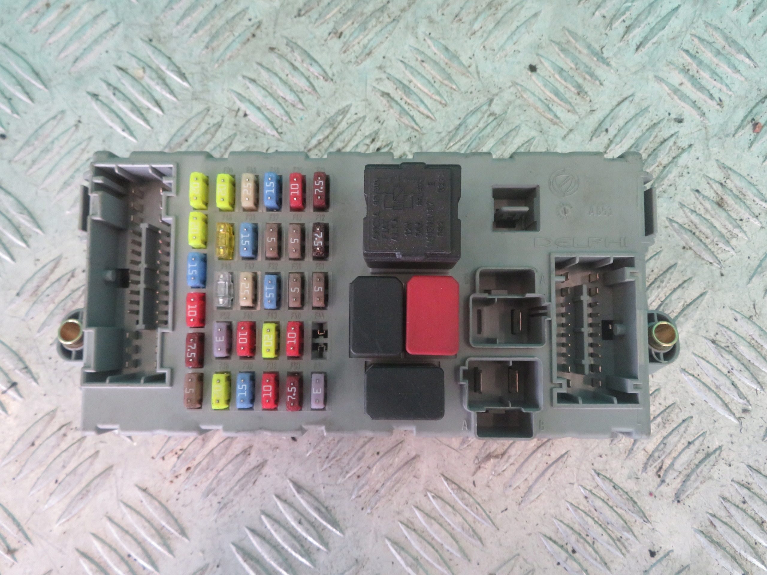 Module fusibles IVECO DAILY 11R 5801359660