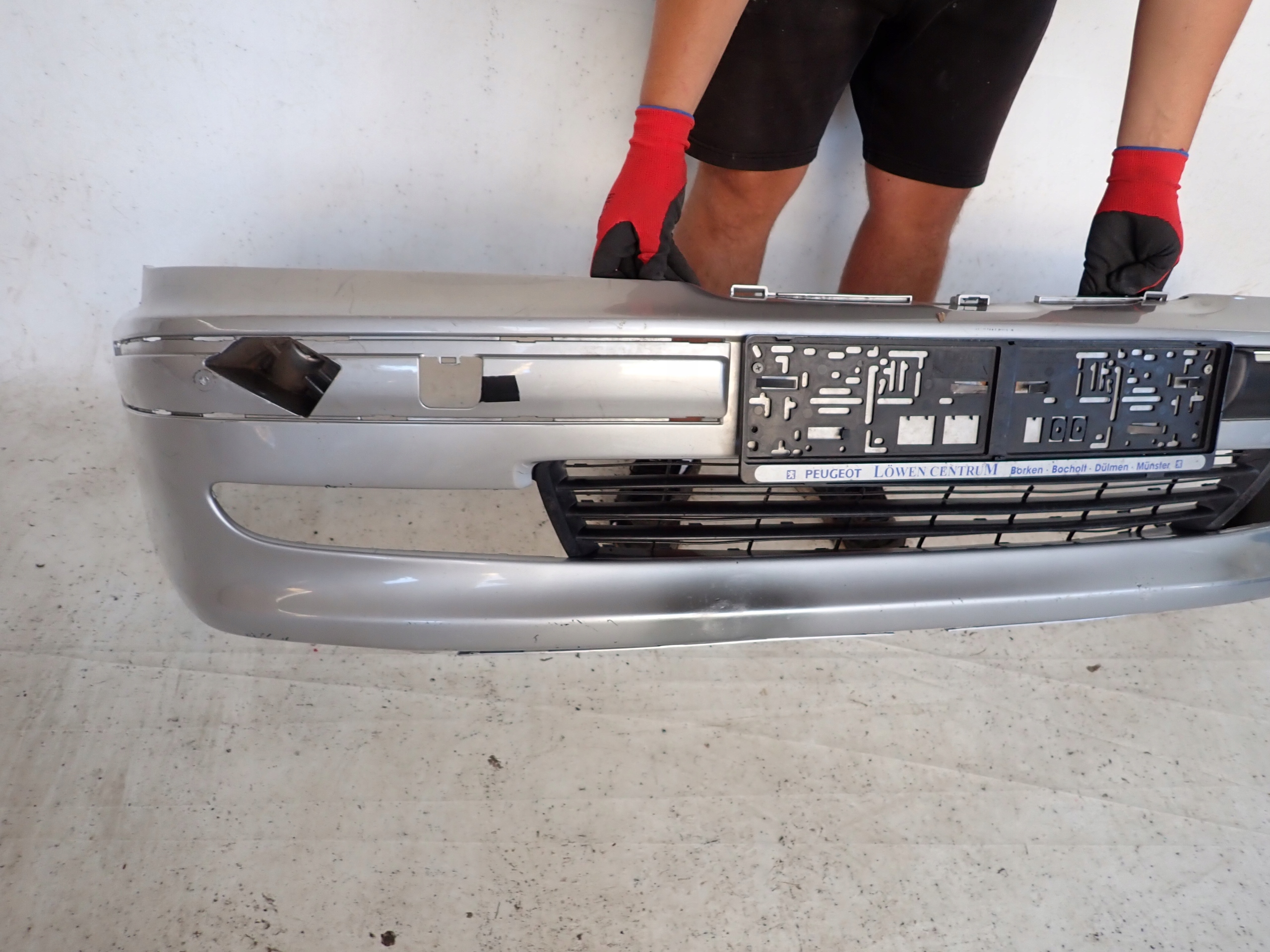 PEUGEOT 406 LIFT nárazník předek přední