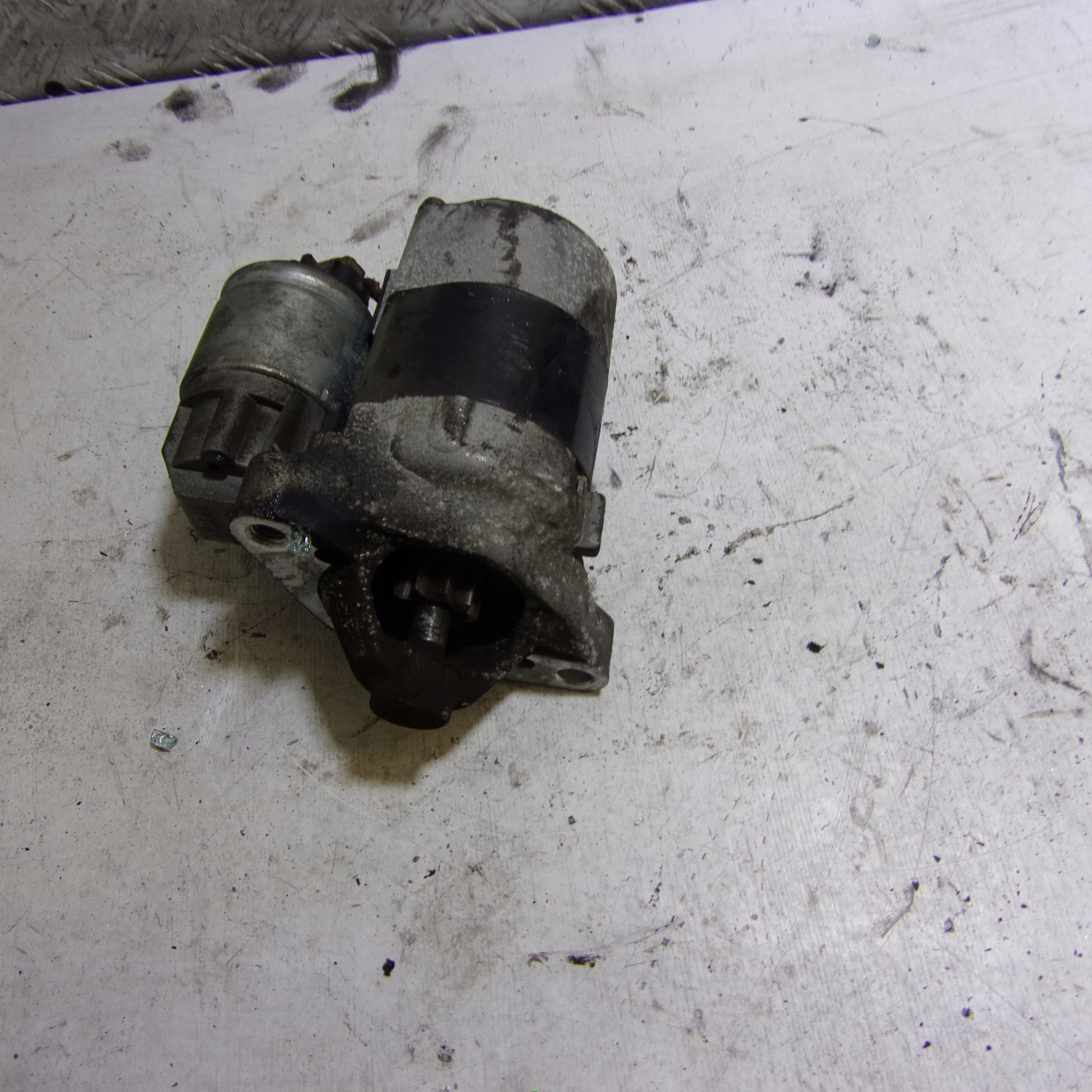 starter RENAULT CLIO 3 8200369521