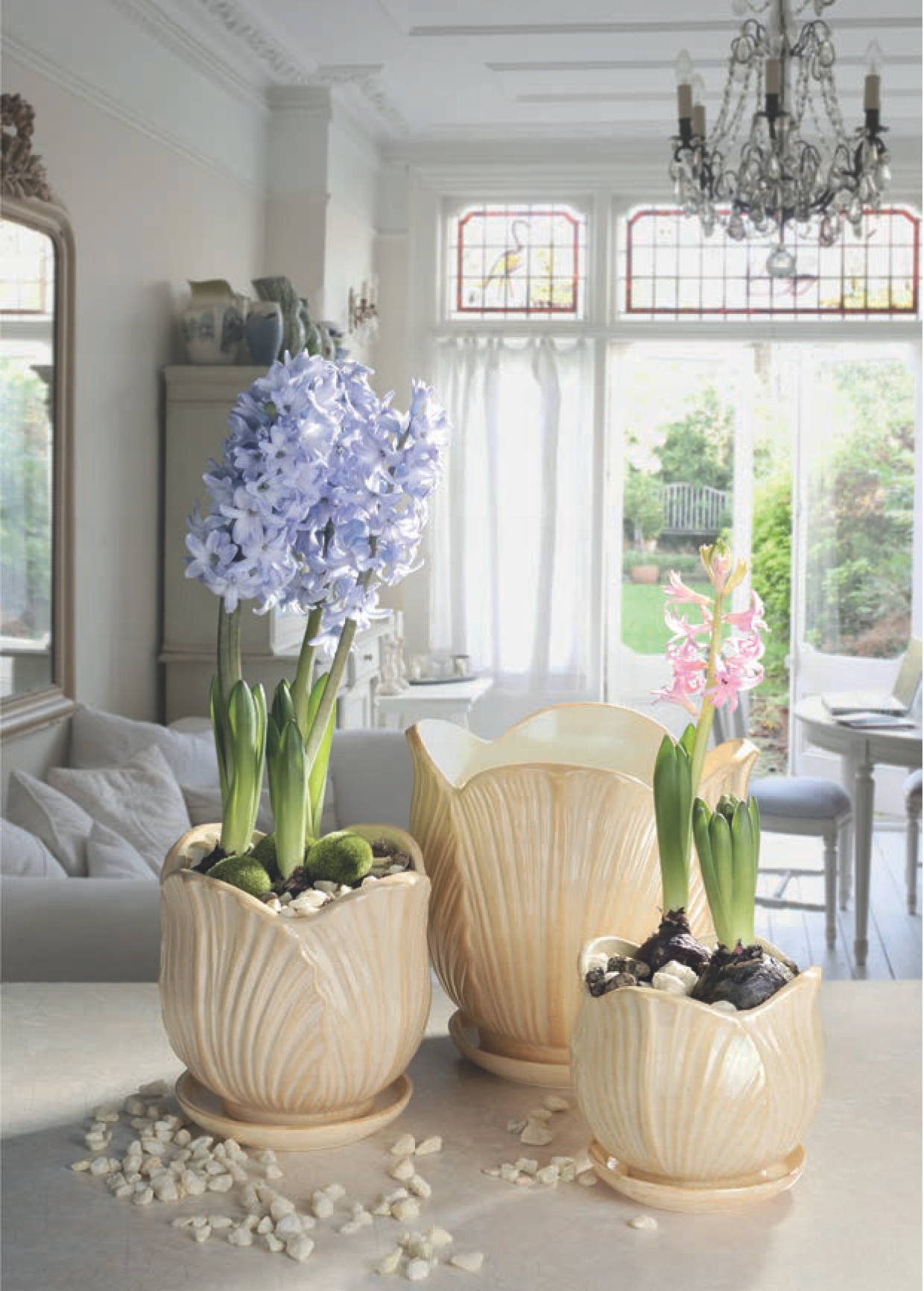 DONICZKA OSŁONKA CERAMICZNA Z PODSTAWKĄ TULIPAN Marka inna