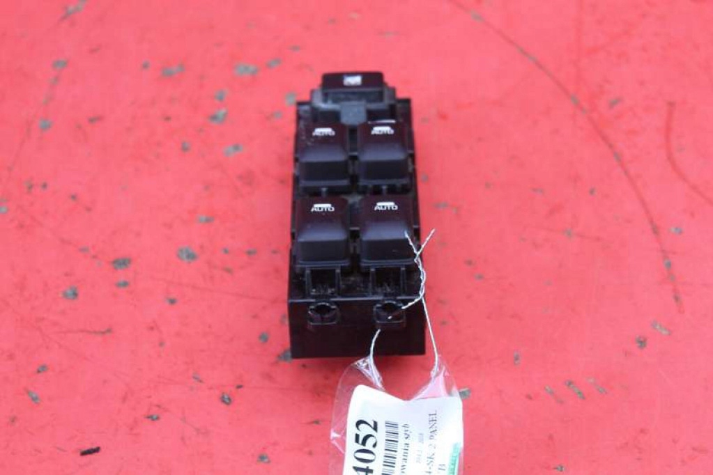 control panel of the window 93570-A2900 KIA CEED 2 II 12-18