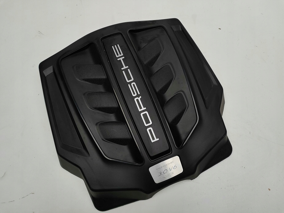 Крышка капота двигателя 95B103925F MACAN 3L V6 GTS