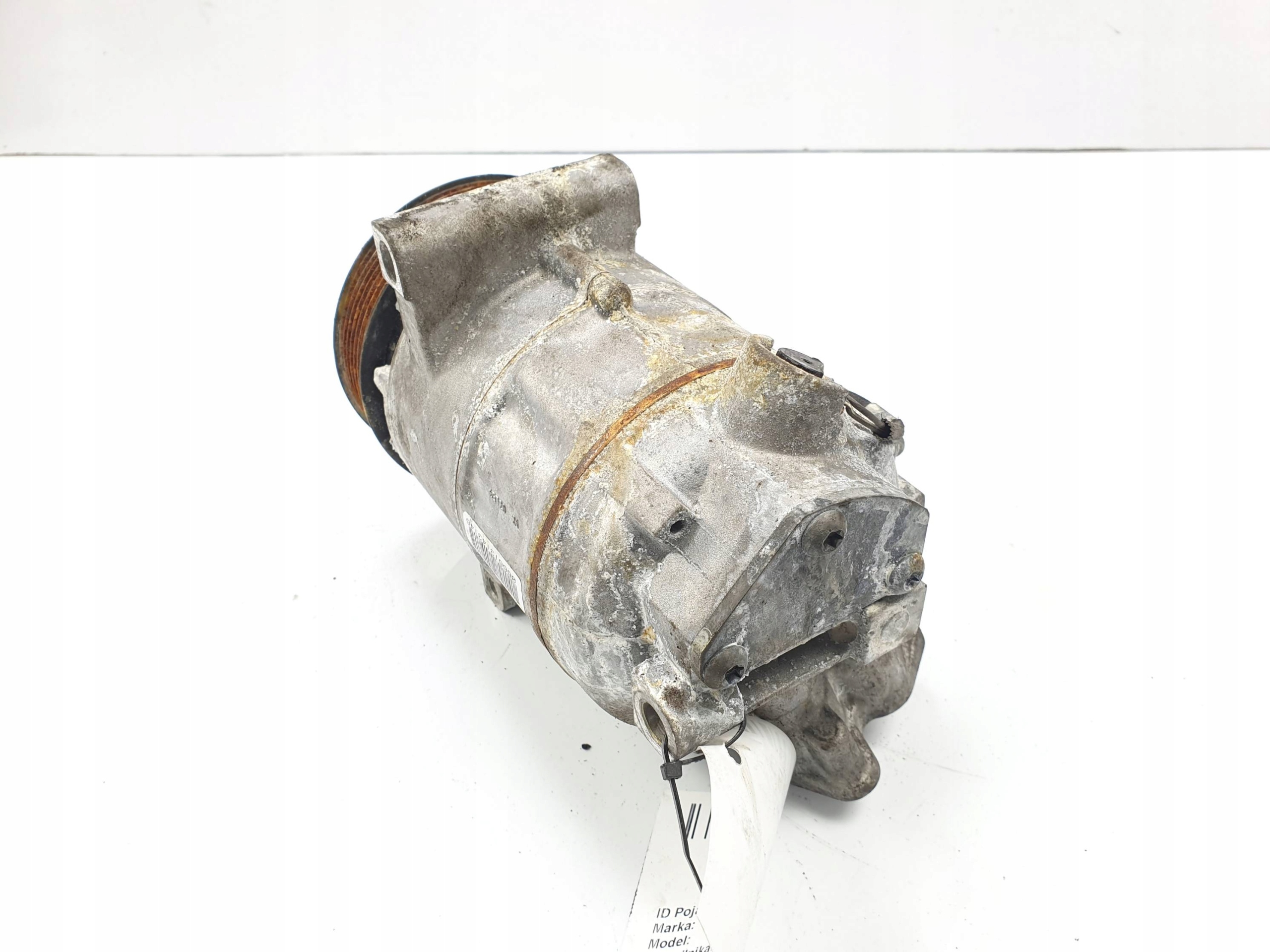 kompresor klimatizaci 926000734R RENAULT CAPTUR a