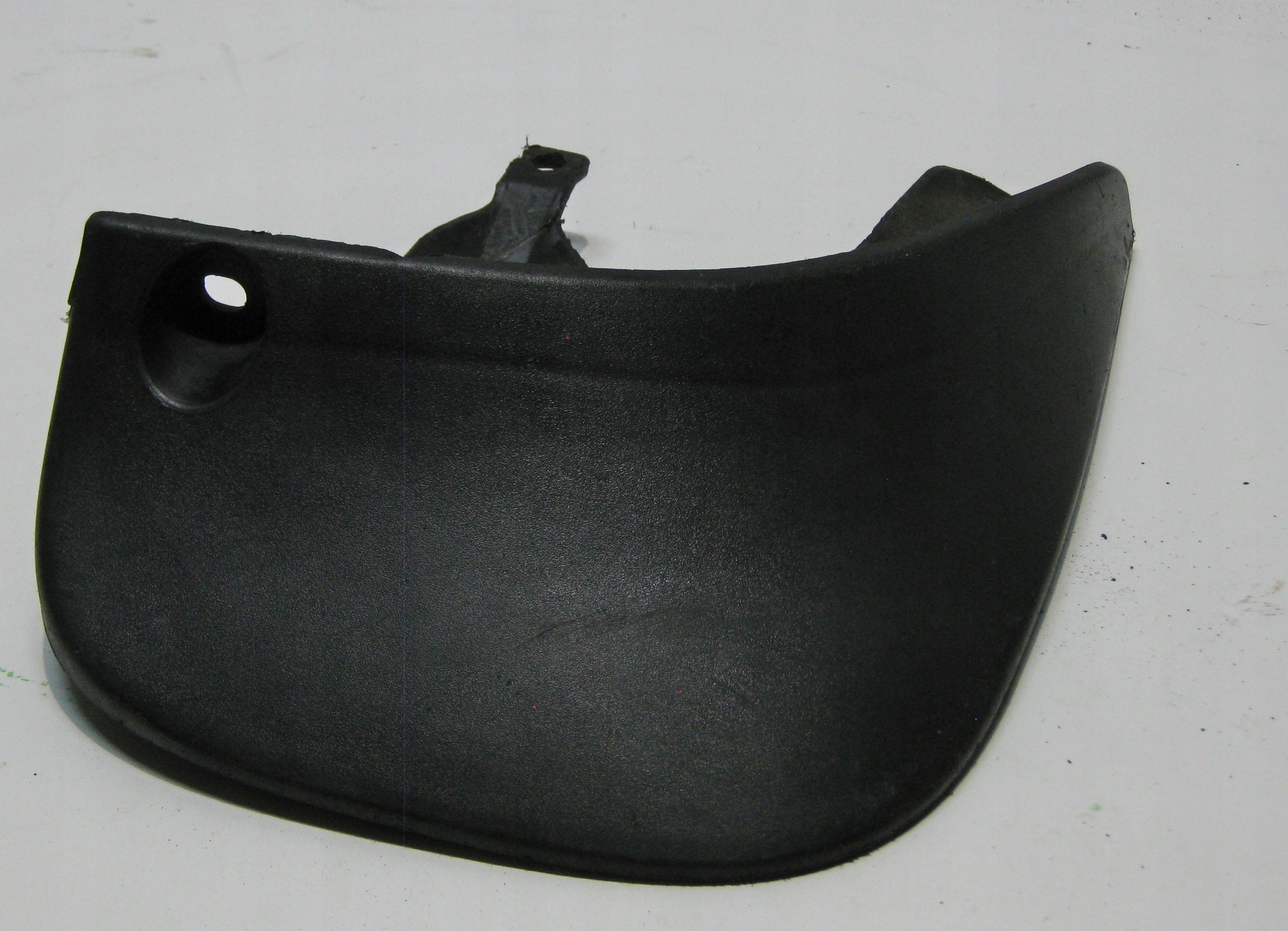 HYUNDAI TUCSON e 08R paraspruzzo Destra posteriore 86842-2E000