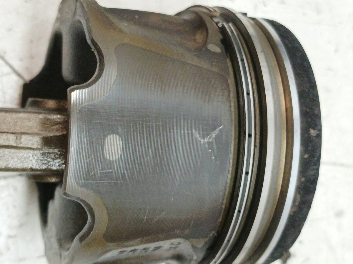 piston connecting rod 02LL1 VD2 1.5 DCI Renault Scenic II (2003-2009)