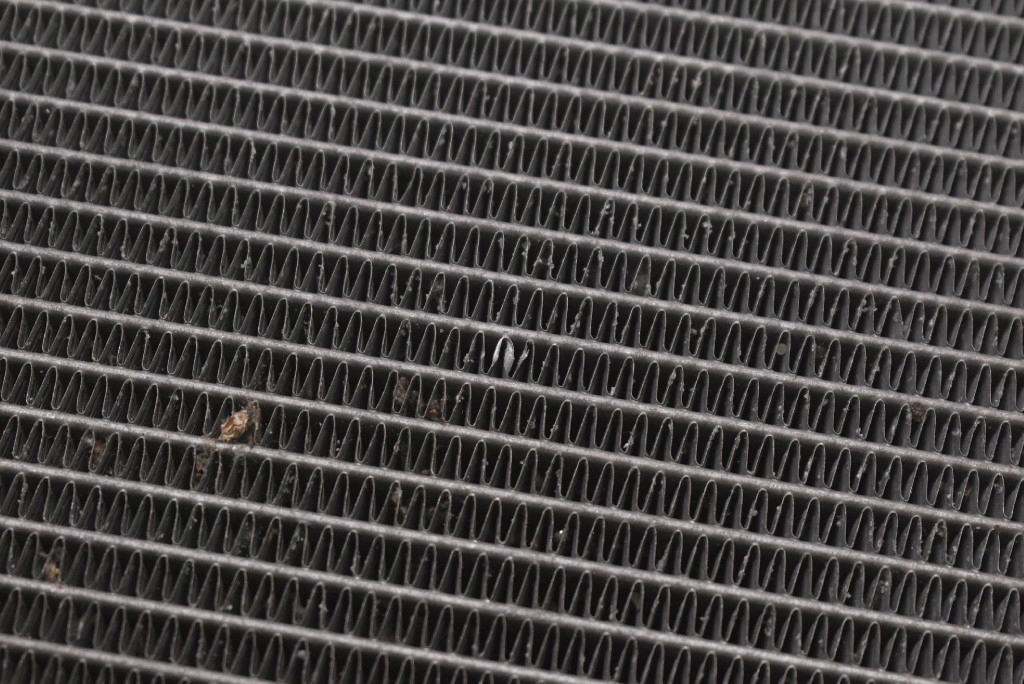 Kühler Wasserkühler 4KE121251B AUDI E-TRON 55 408 KM 18-21