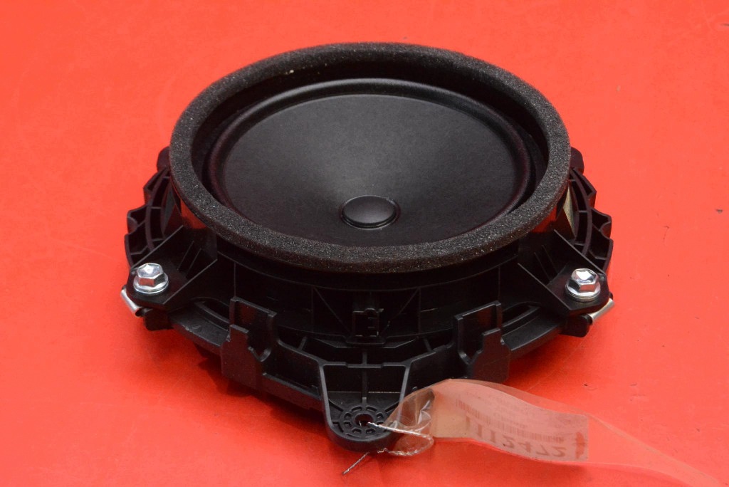 speaker right front 86160-30E00 TOYOTA YARIS 4 IV GR 20