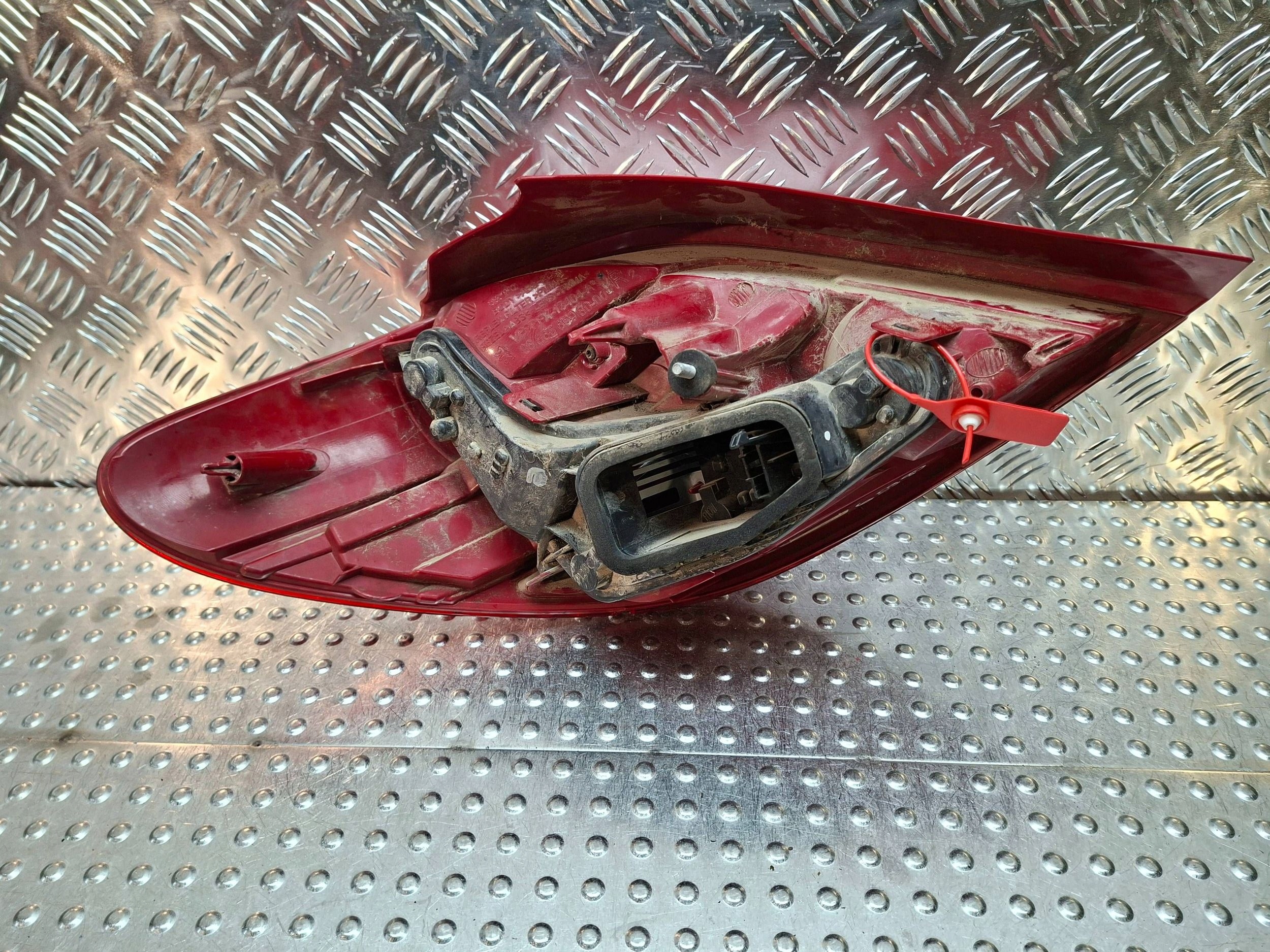 light rear right 9686565980 PEUGEOT 207 LIFT 2009